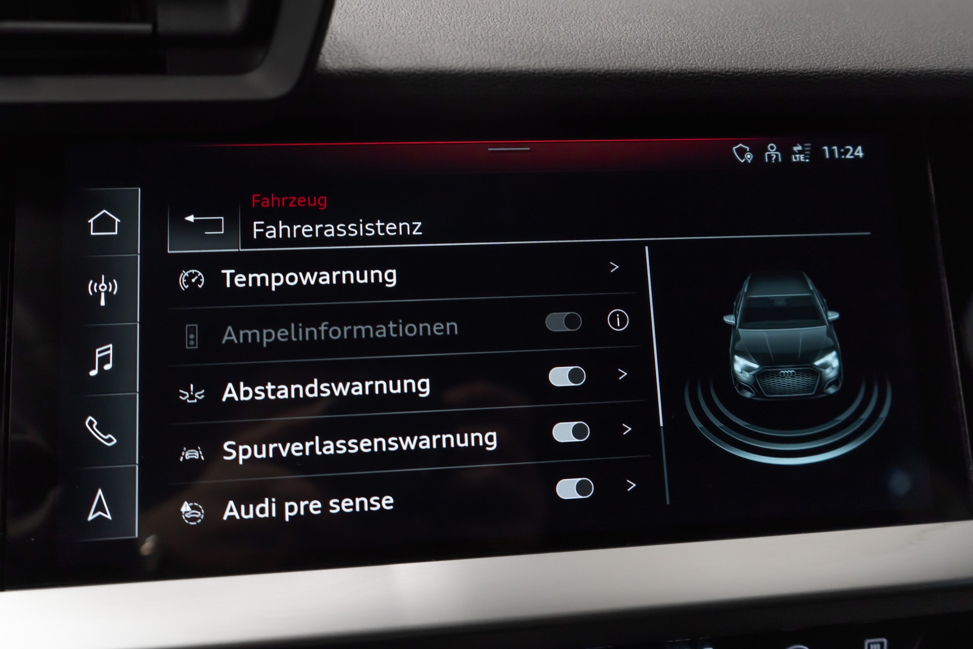 AUDI A3 Sportback 35 TDI S line S-tronic-image-24