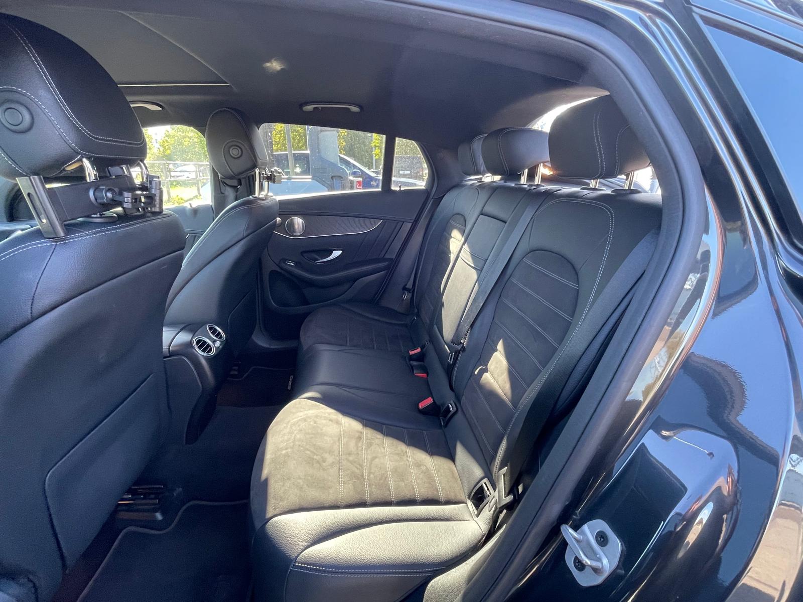 MERCEDES-BENZ GLC Coupé 300 d AMG Line 4MATIC 9G-TRONIC-image-2