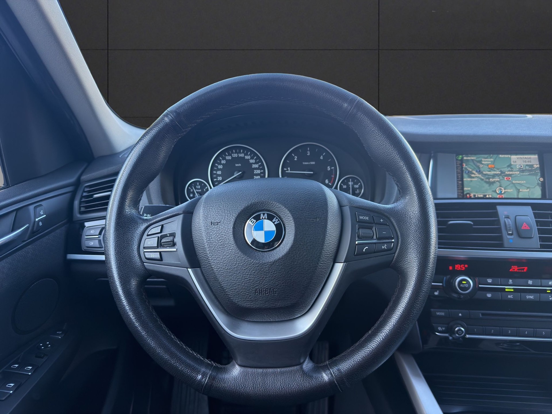BMW X3 xDrive 20d Steptronic-image-10