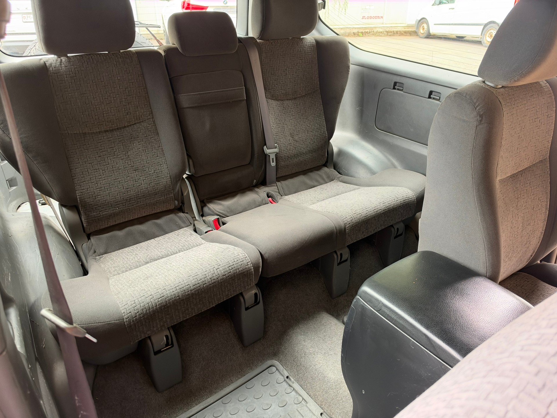 TOYOTA Land Cruiser 3.0 TD Linea Terra-image-9