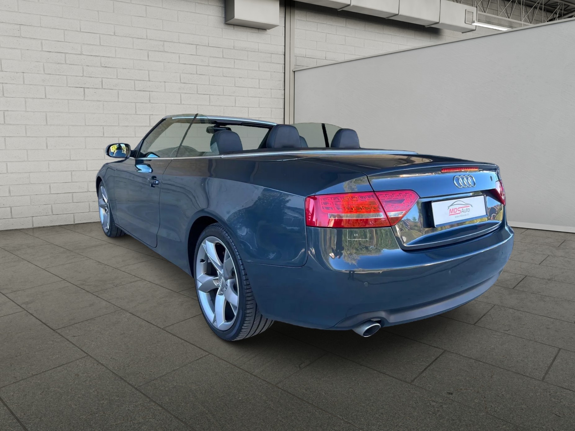 AUDI A5 Cabriolet 3.0 TDI quattro S-tronic-image-6