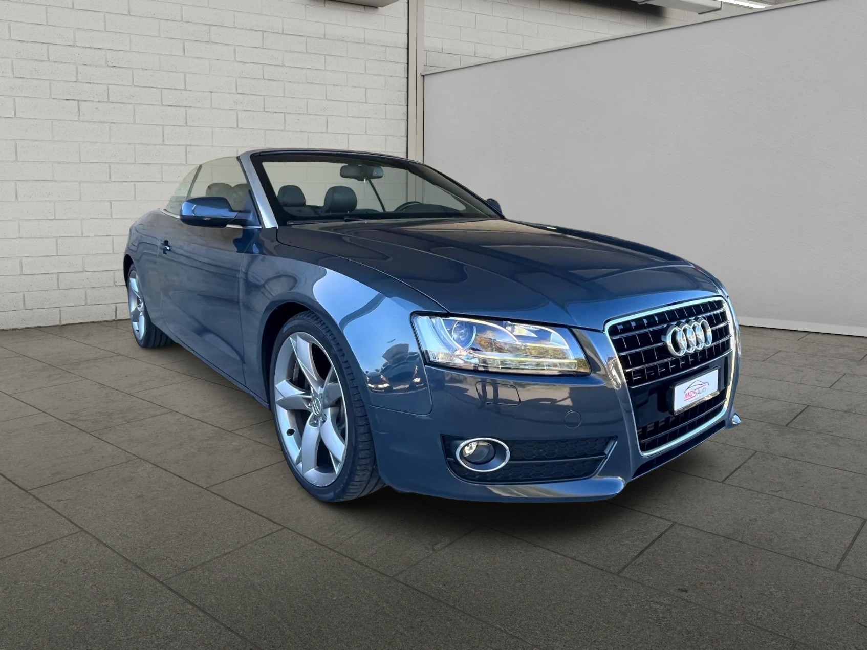 AUDI A5 Cabriolet 3.0 TDI quattro S-tronic-image-2