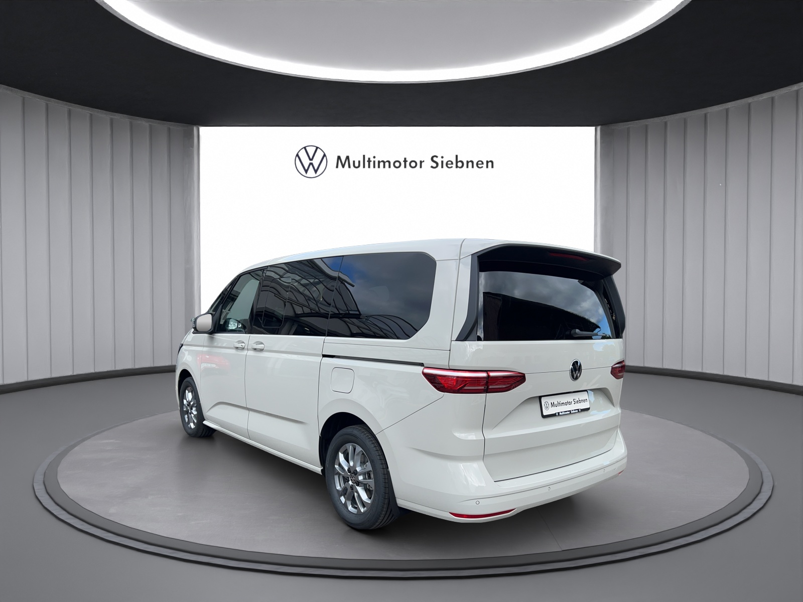 VW Multivan 2.0 TDI Trend Liberty Lang DSG-image-2