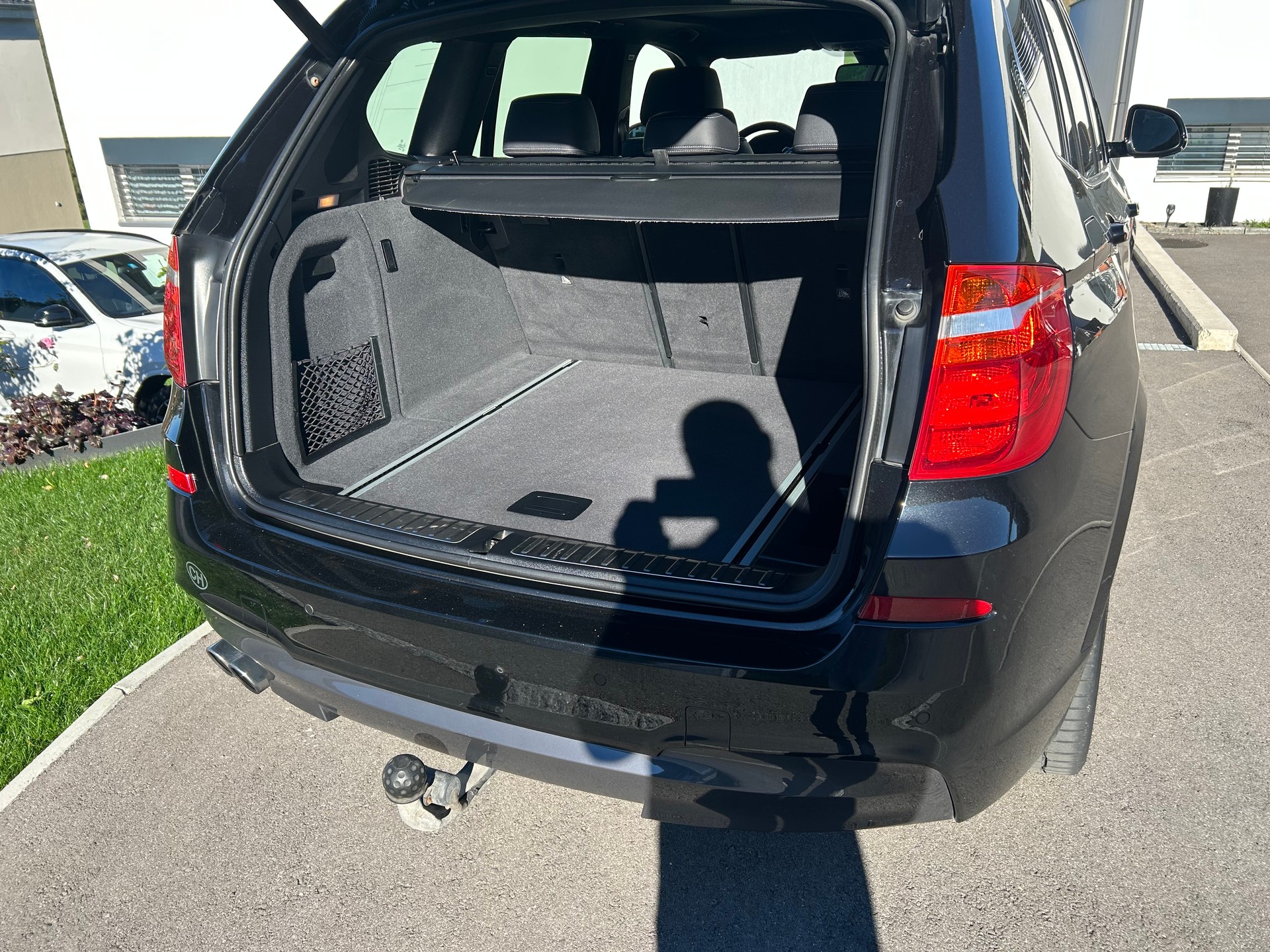 BMW 28i xDrive-image-5