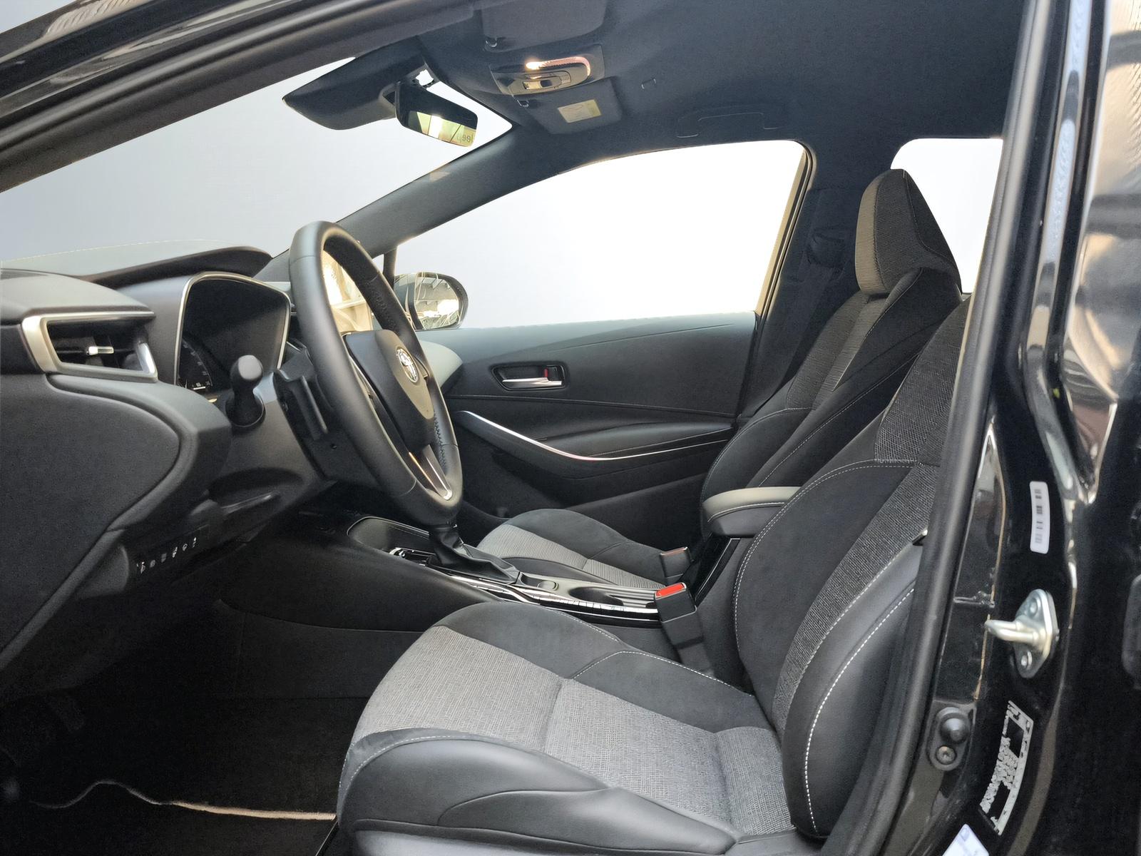 TOYOTA Corolla Touring Sports 2.0 HSD Trend-image-2