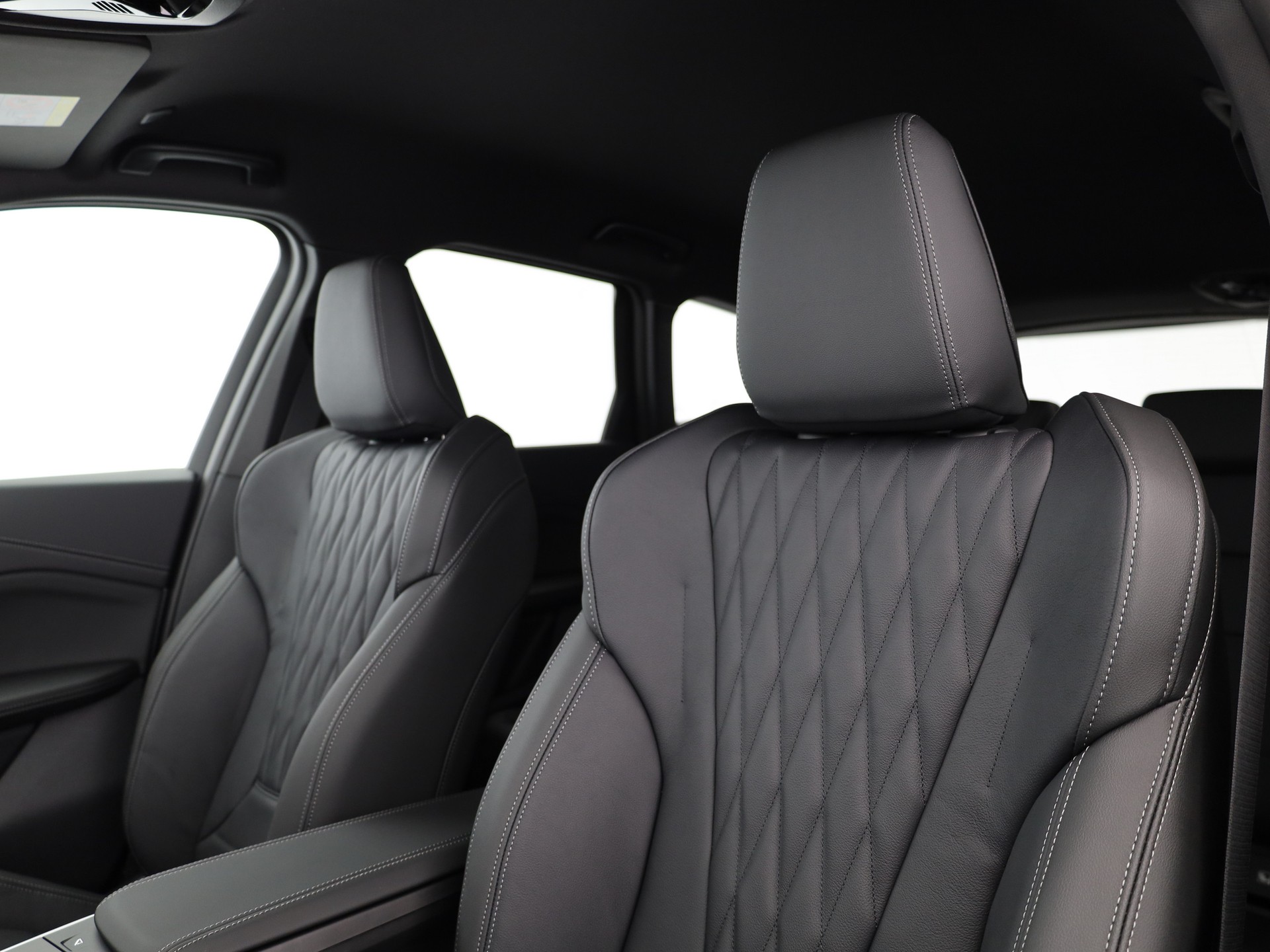 BMW X1 xDrive 30e M Sport-image-11