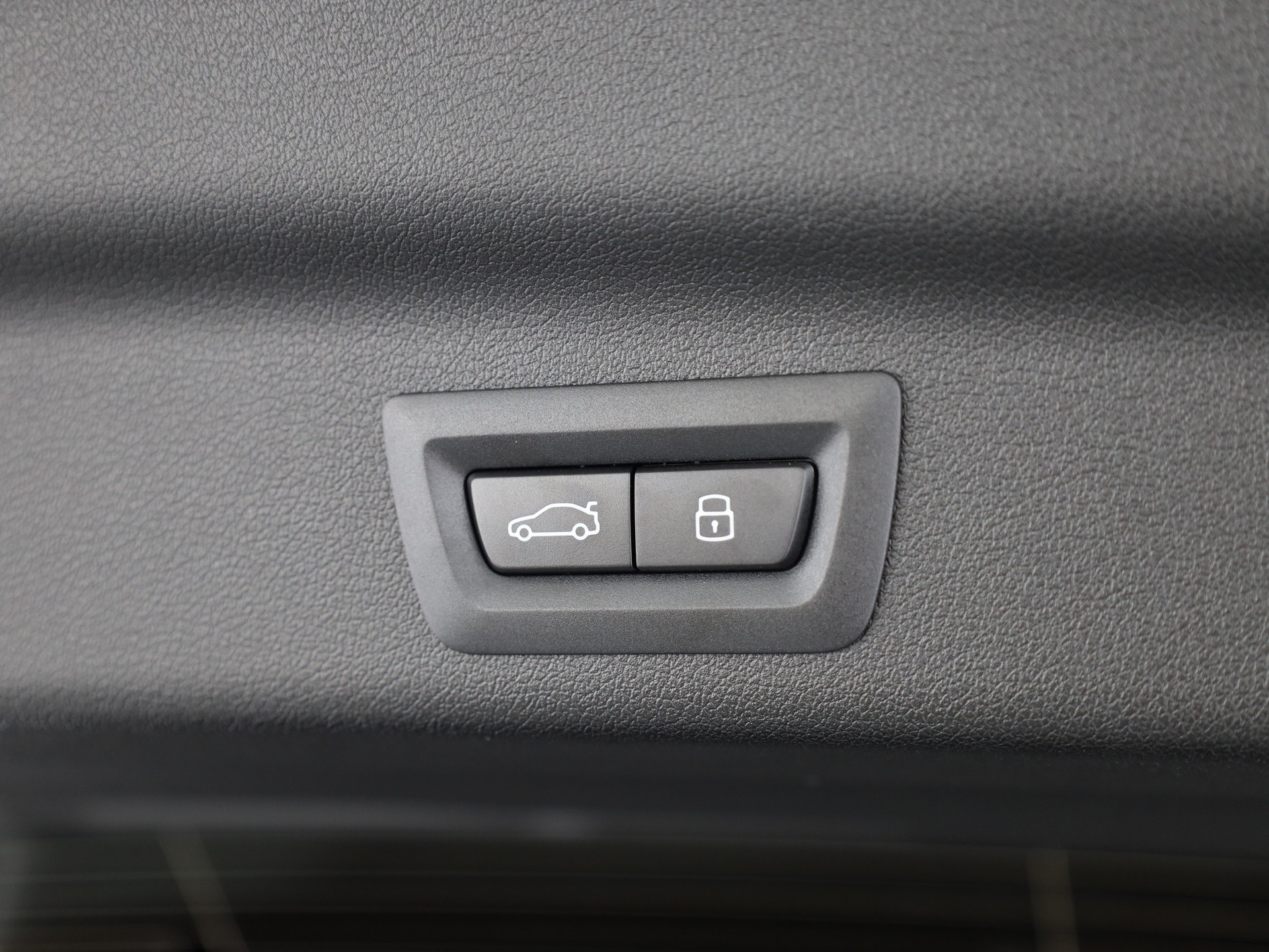 BMW X1 xDrive 30e M Sport-image-7