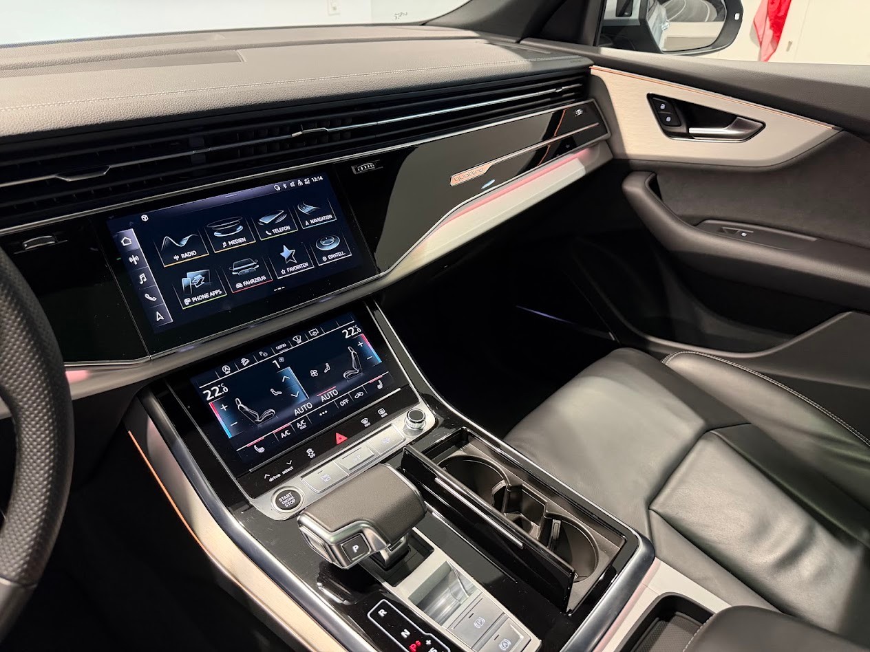 AUDI Q8 SUV 50 TDI quattro tiptronic-image-9