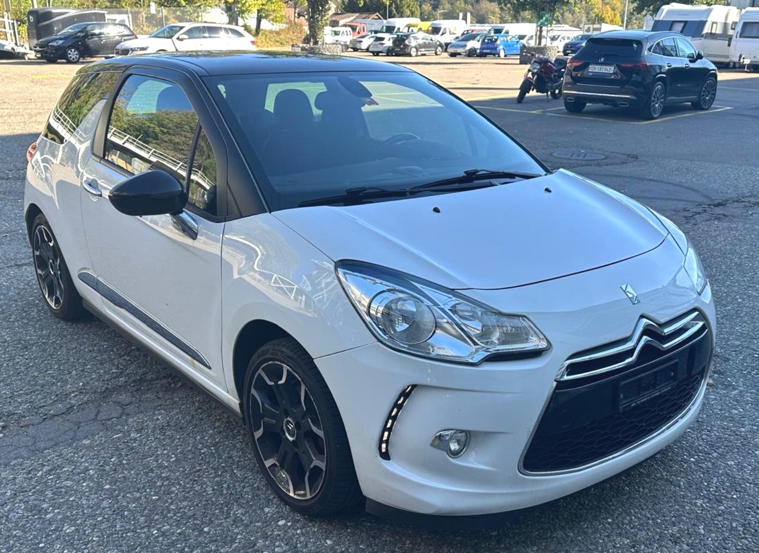 DS AUTOMOBILES DS3 1.4 VTi Chic EGS5-image-2