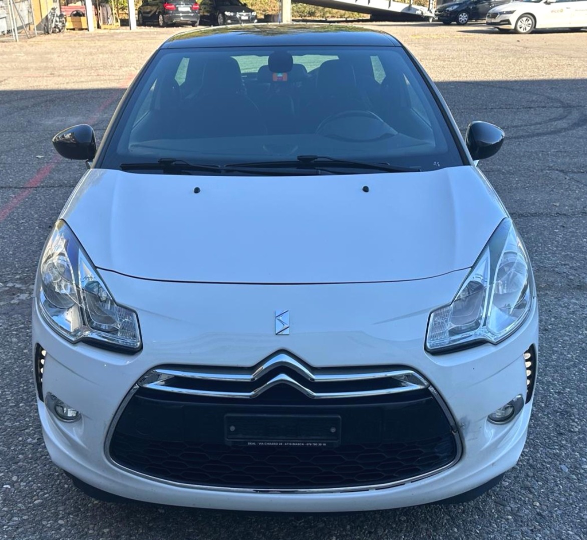 DS AUTOMOBILES DS3 1.4 VTi Chic EGS5-image-0