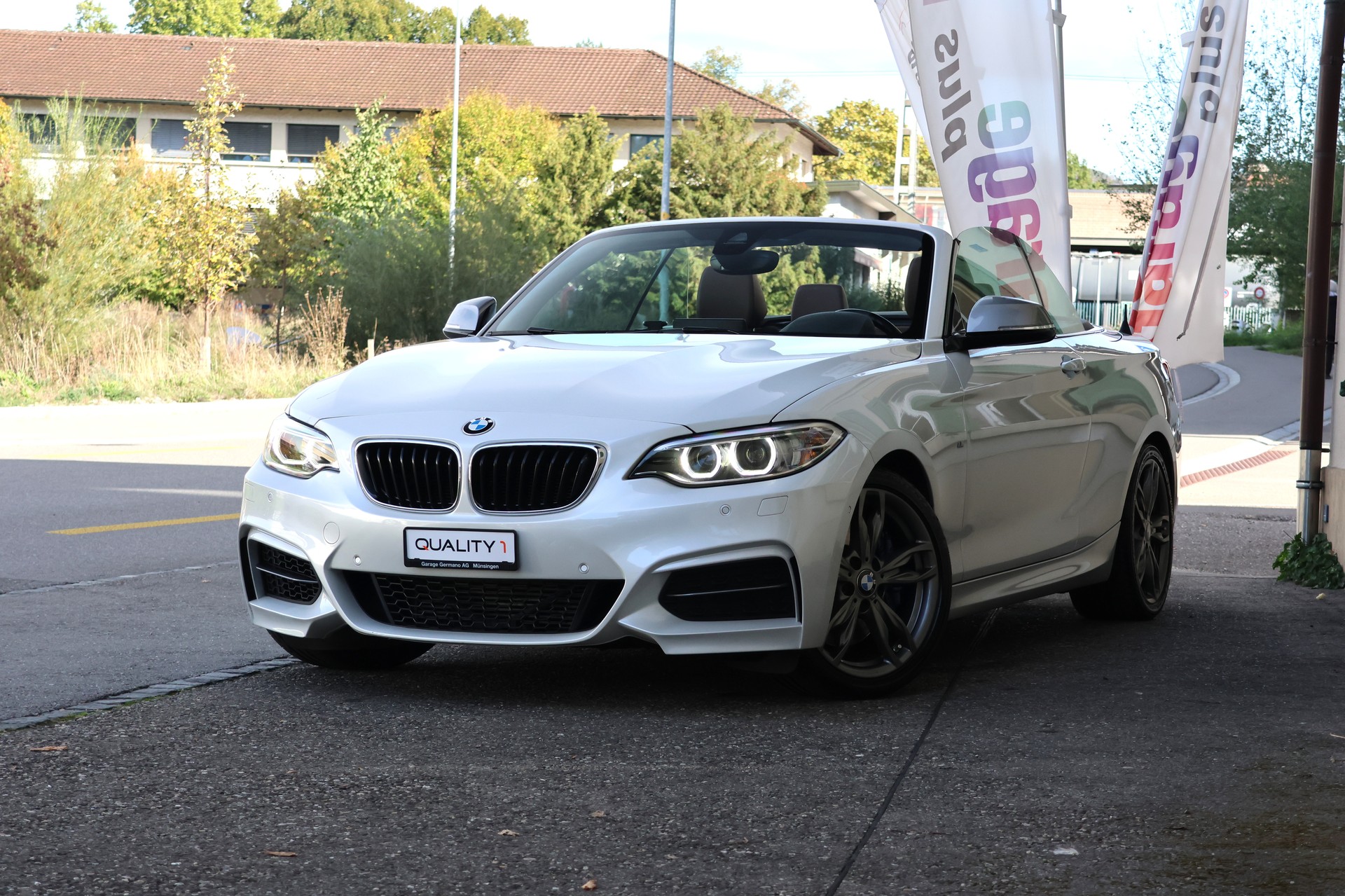 BMW M235i xDrive Steptronic-image-2