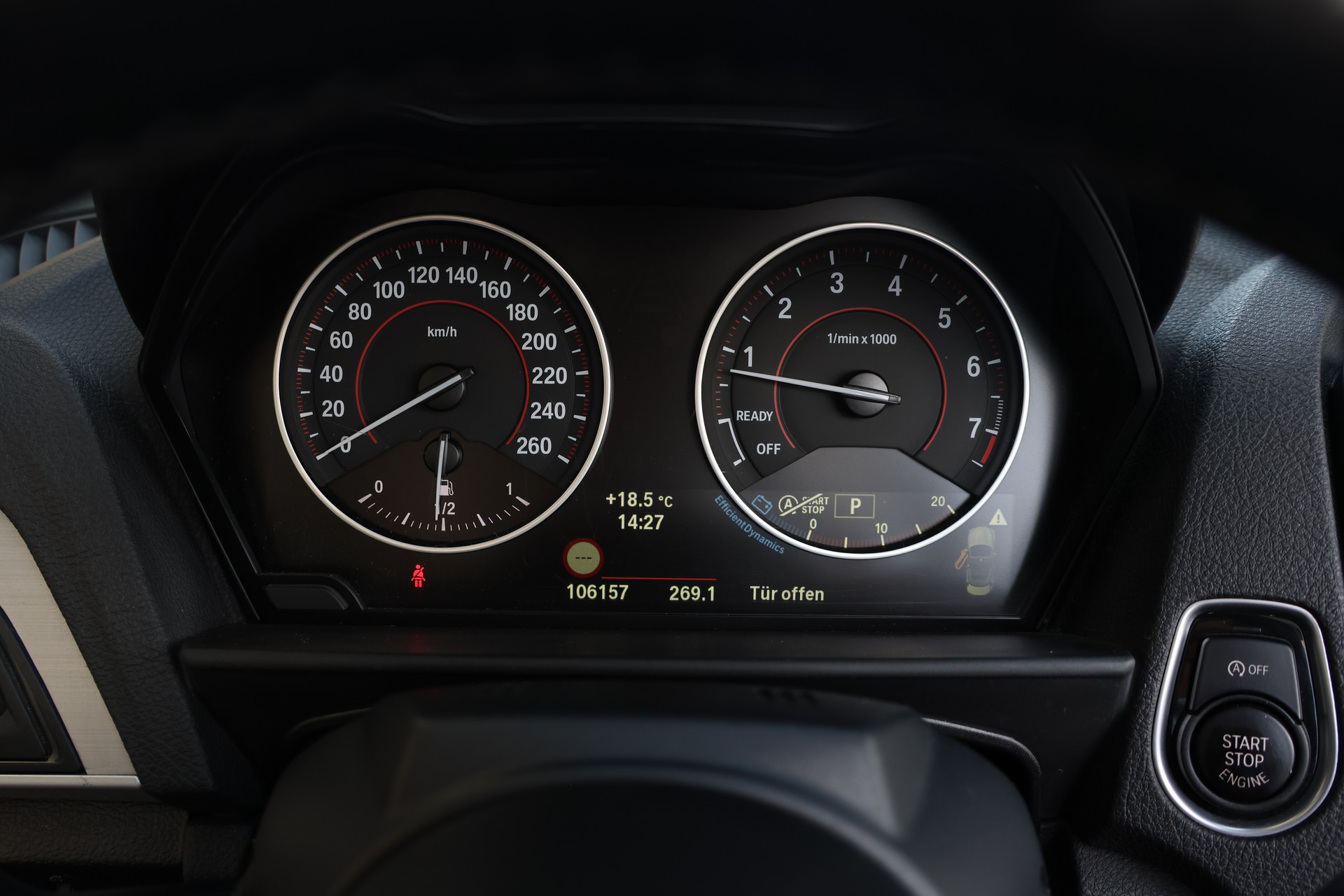 BMW M235i xDrive Steptronic-image-13