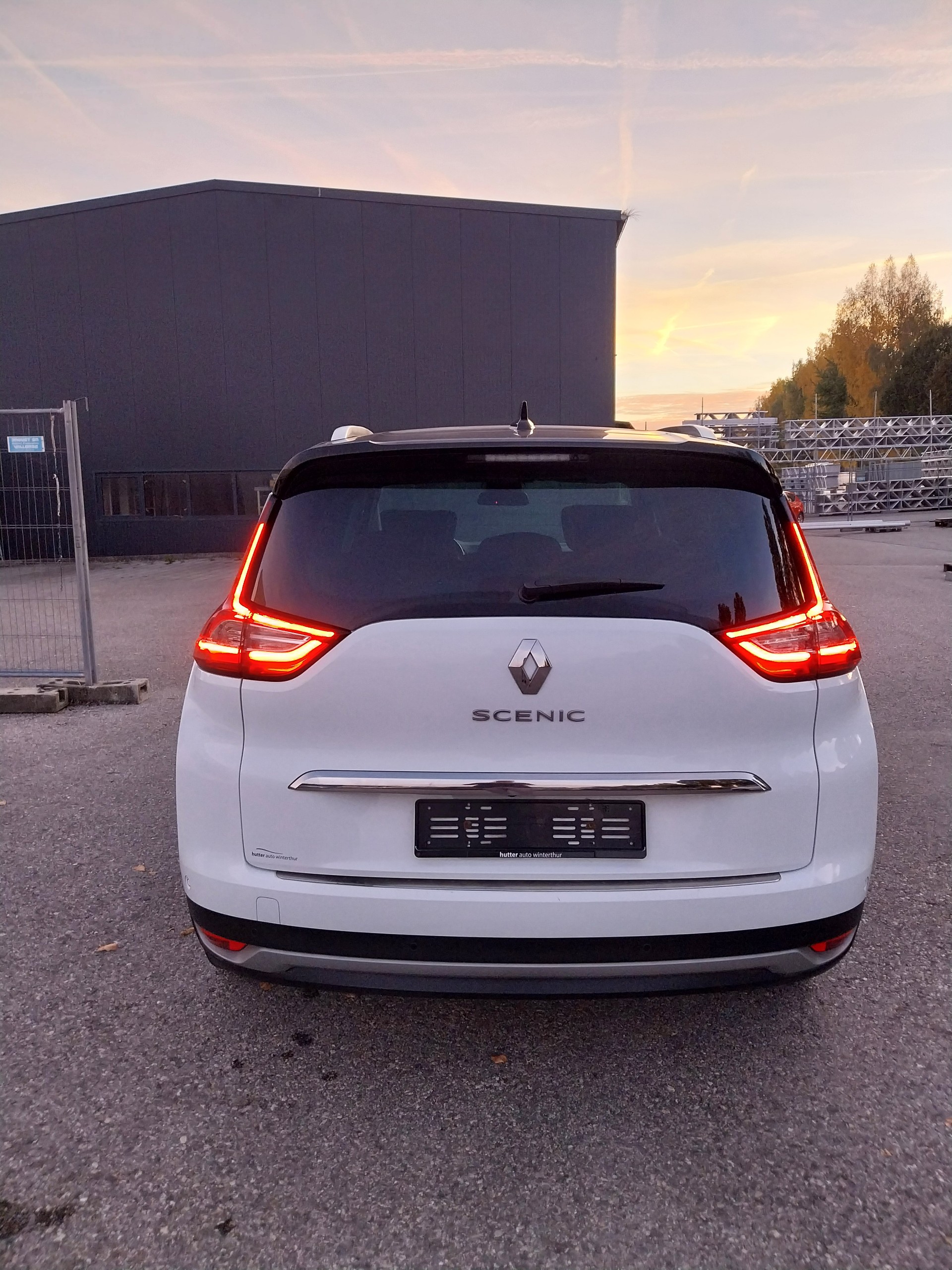 RENAULT Grand Scénic 1.3 16V Turbo Intens EDC-image-4