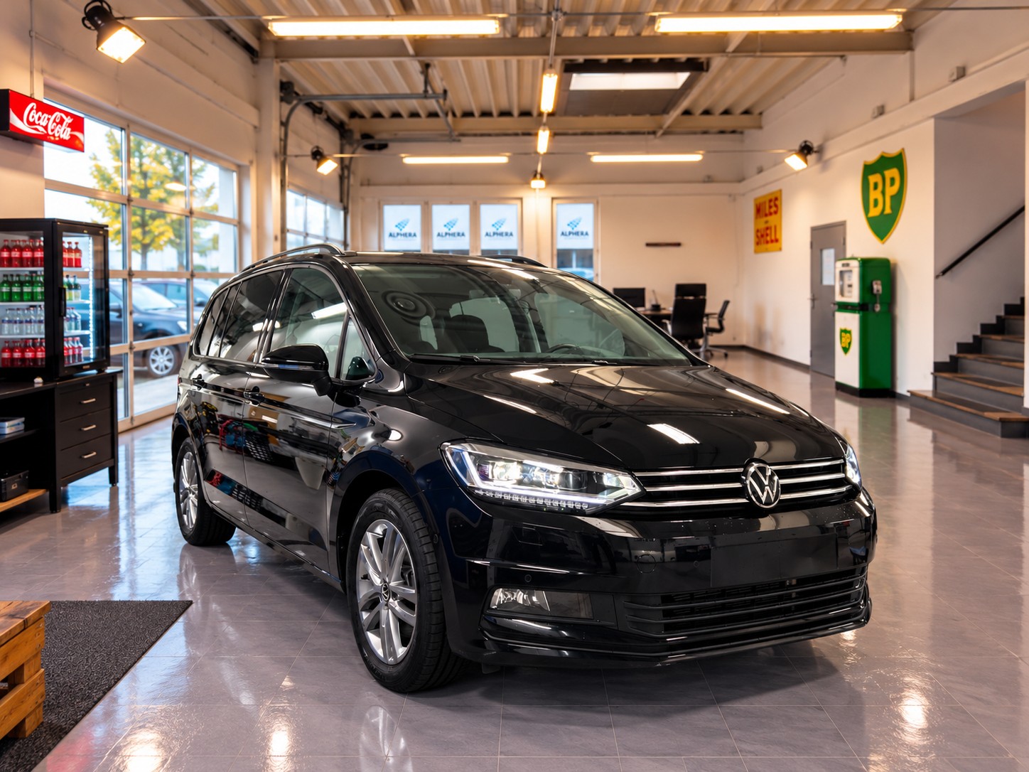 VW Touran 1.5 TSI EVO Comfortline United DSG Automat 7-Plätzer + AHK 1500kg-image-0