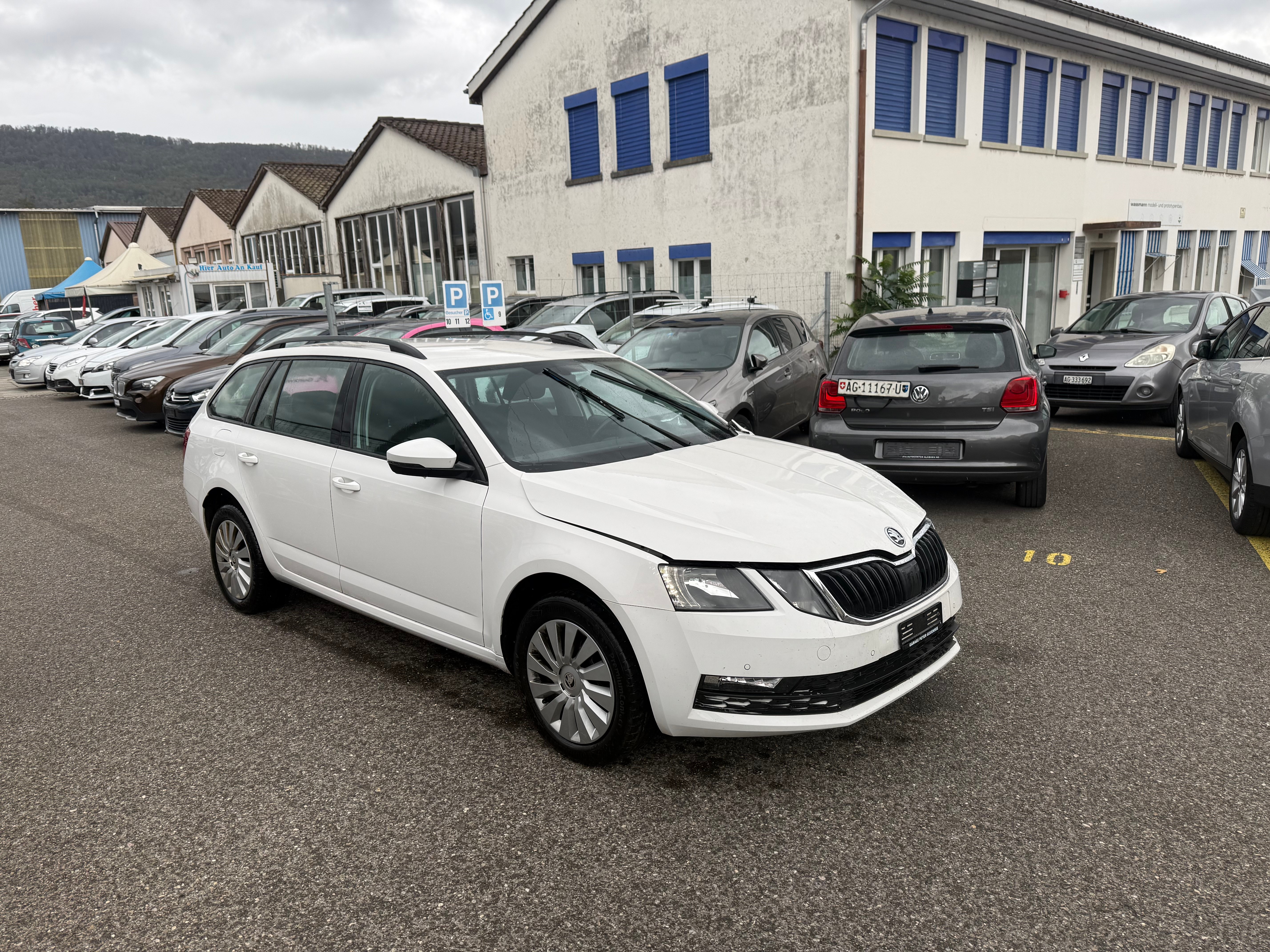 Car photo