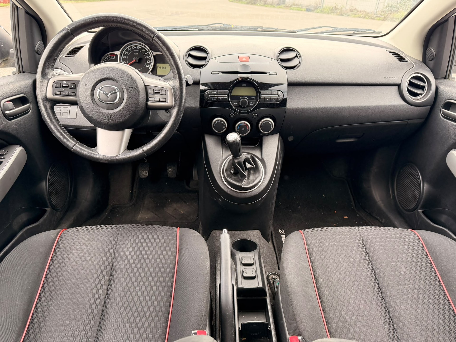 MAZDA 2 1.5i 16V Sport-image-7