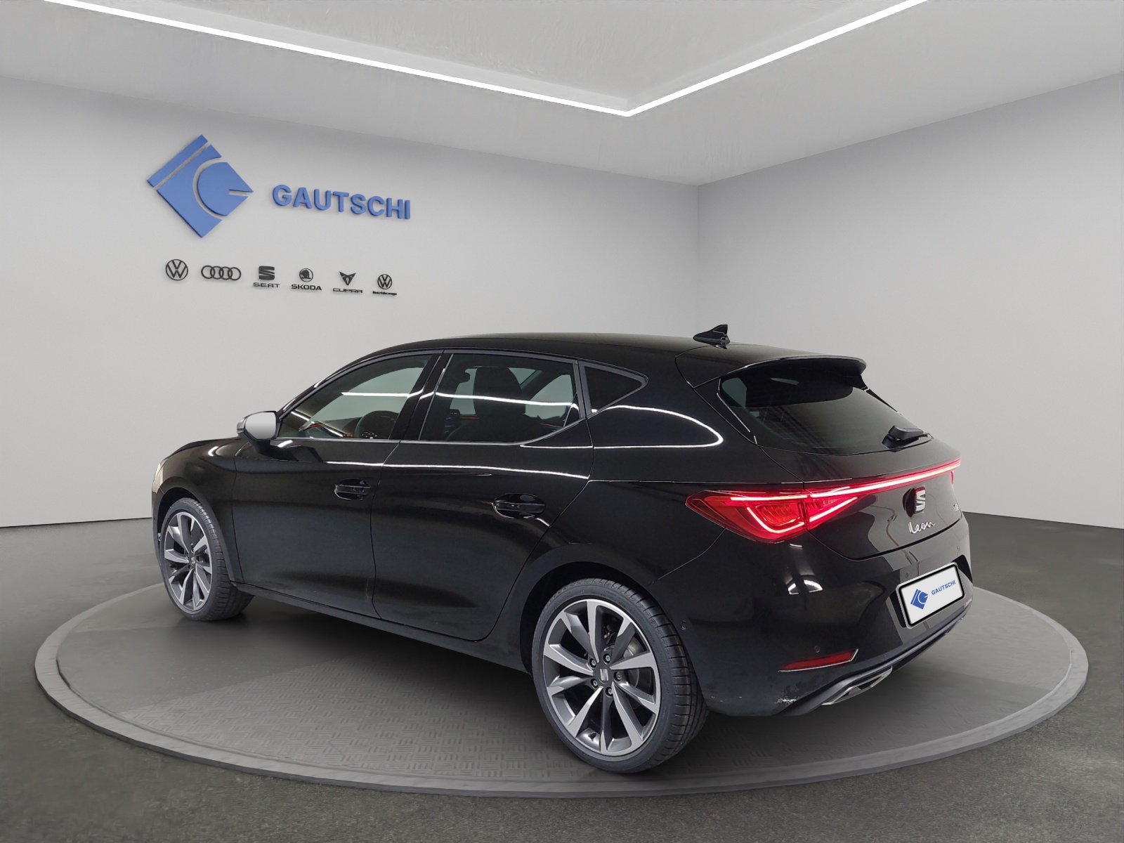 SEAT Leon 1.5 eTSI mHEV DSG Move FR-image-2
