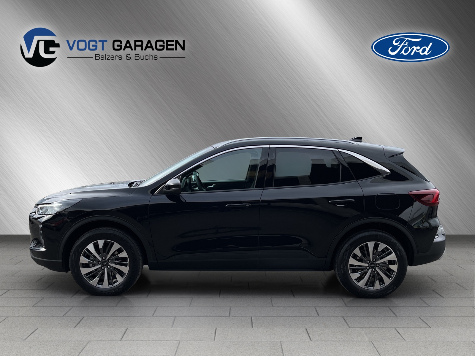 FORD Kuga 2.5 Hybrid Titanium 4x4-showroom-element-2