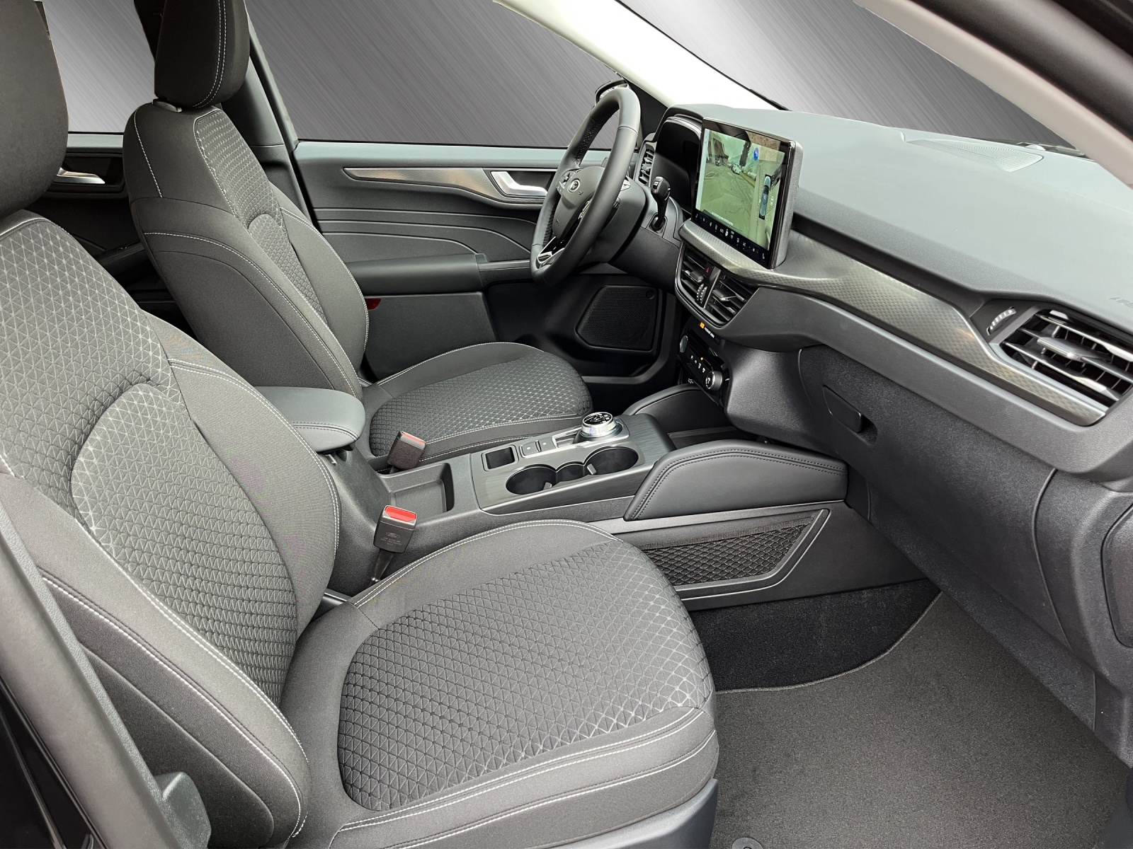 FORD Kuga 2.5 Hybrid Titanium 4x4-image-6