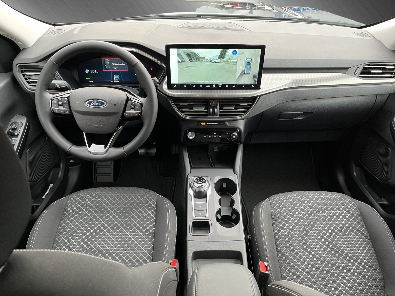 FORD Kuga 2.5 Hybrid Titanium 4x4-image-5
