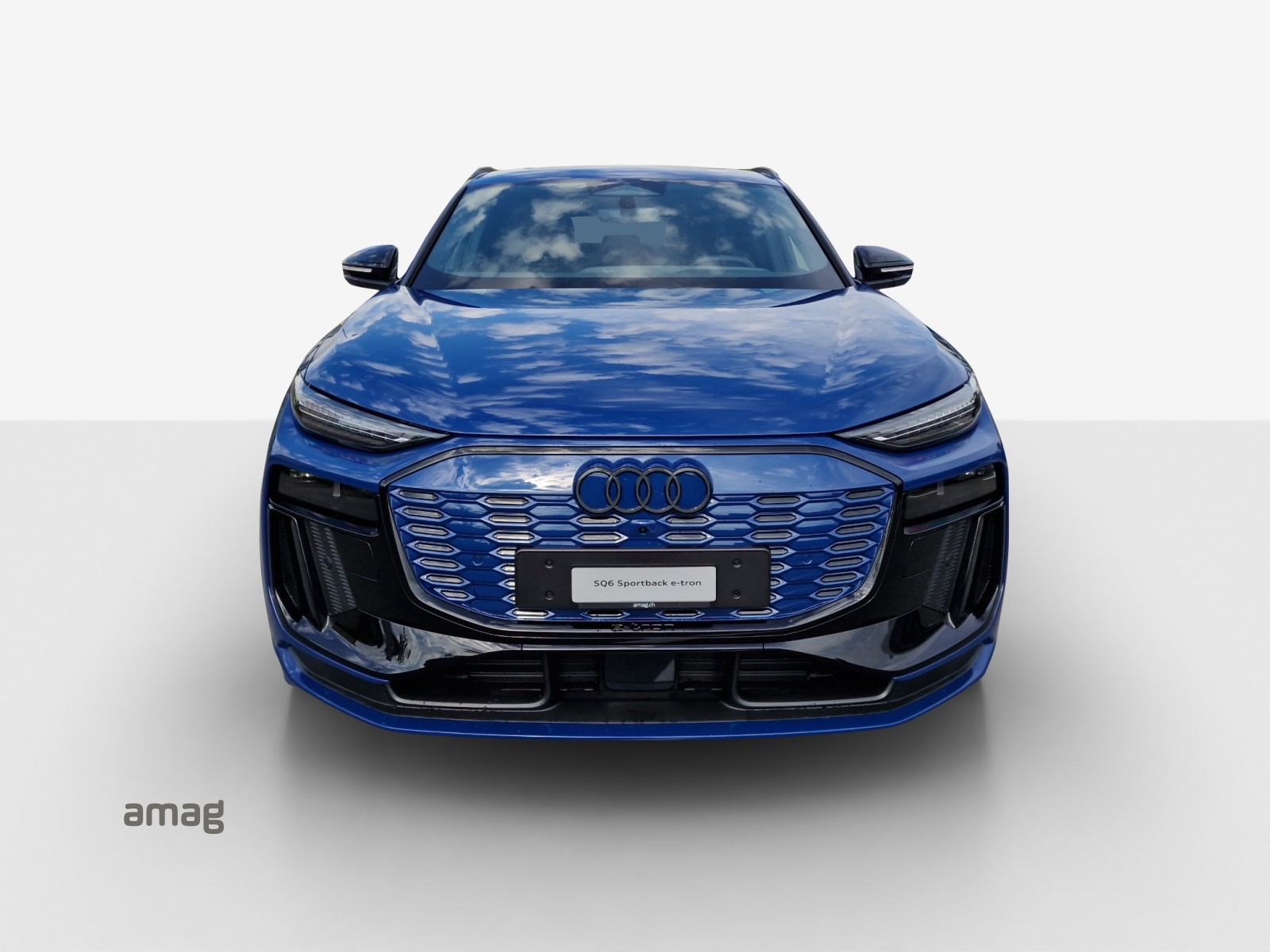 AUDI SQ6 Sportback e-tron quattro-image-6