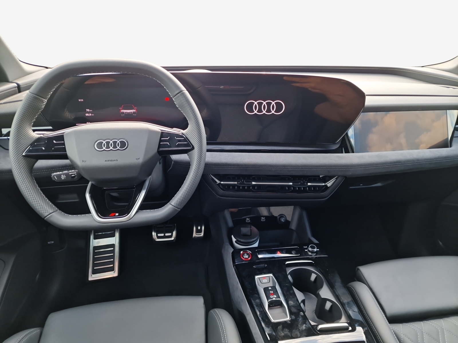 AUDI SQ6 Sportback e-tron quattro-image-8