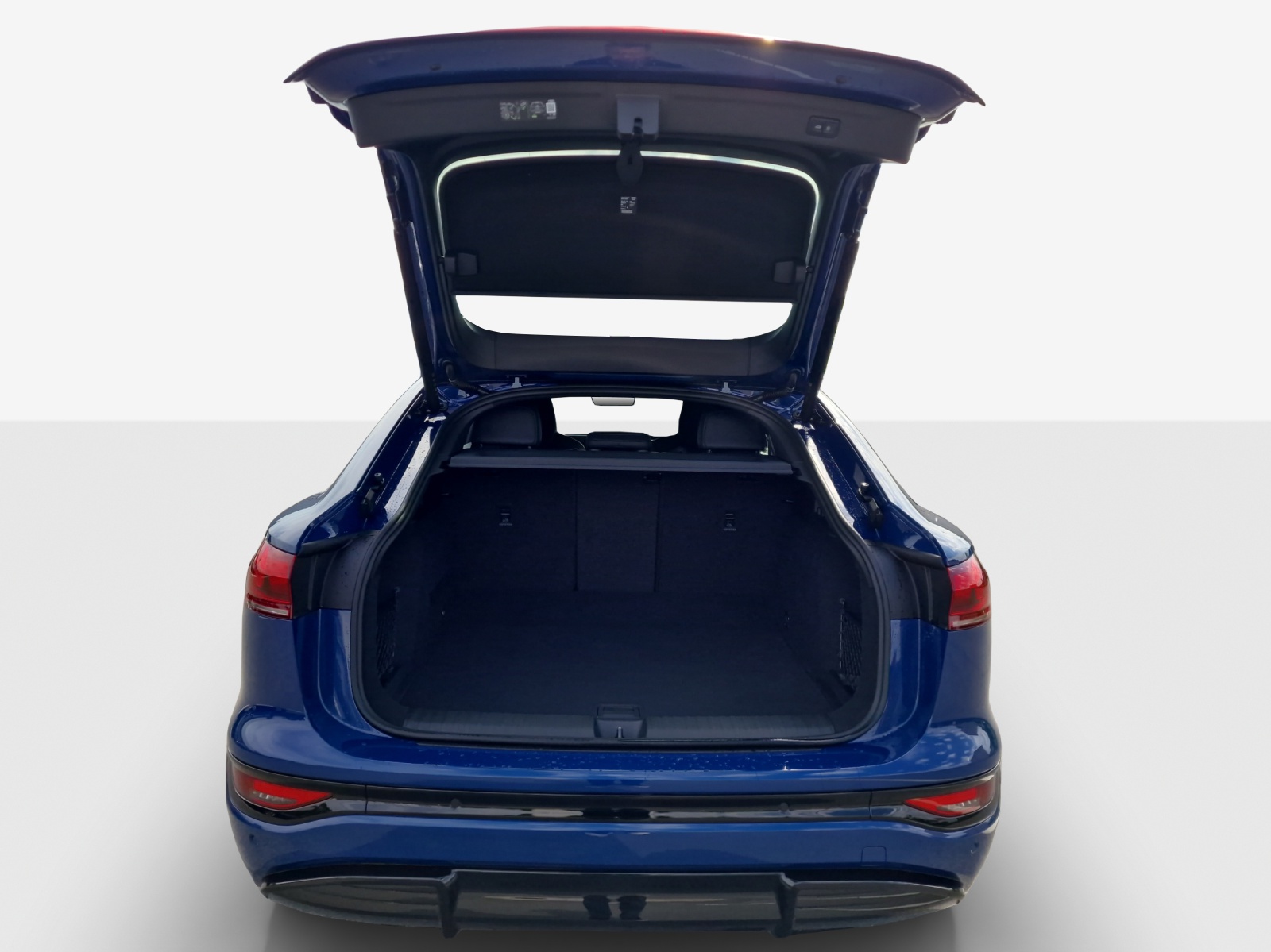 AUDI SQ6 Sportback e-tron quattro-image-12