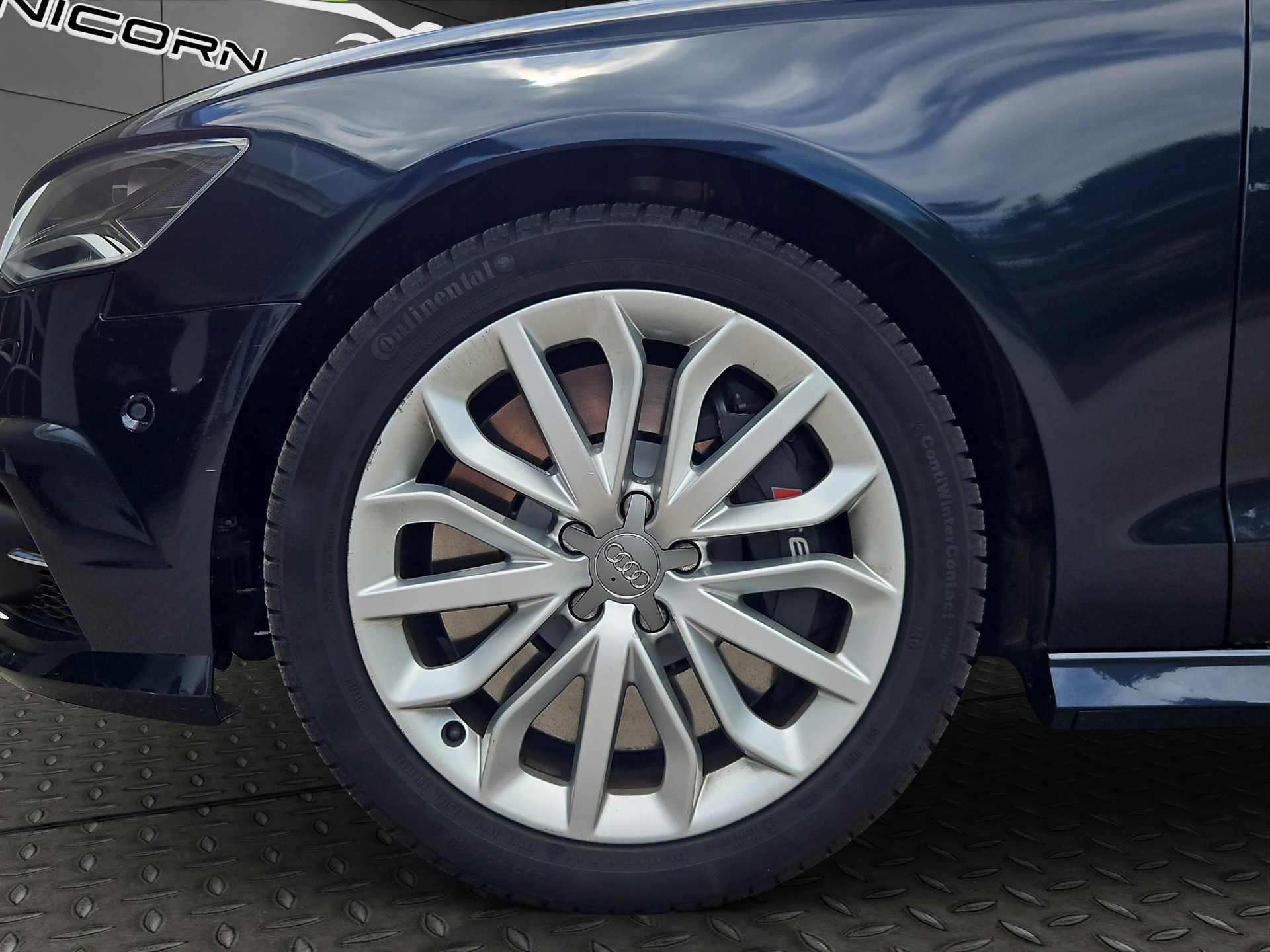 AUDI S6 Avant 4.0 TFSI V8 quattro S-tronic-image-25