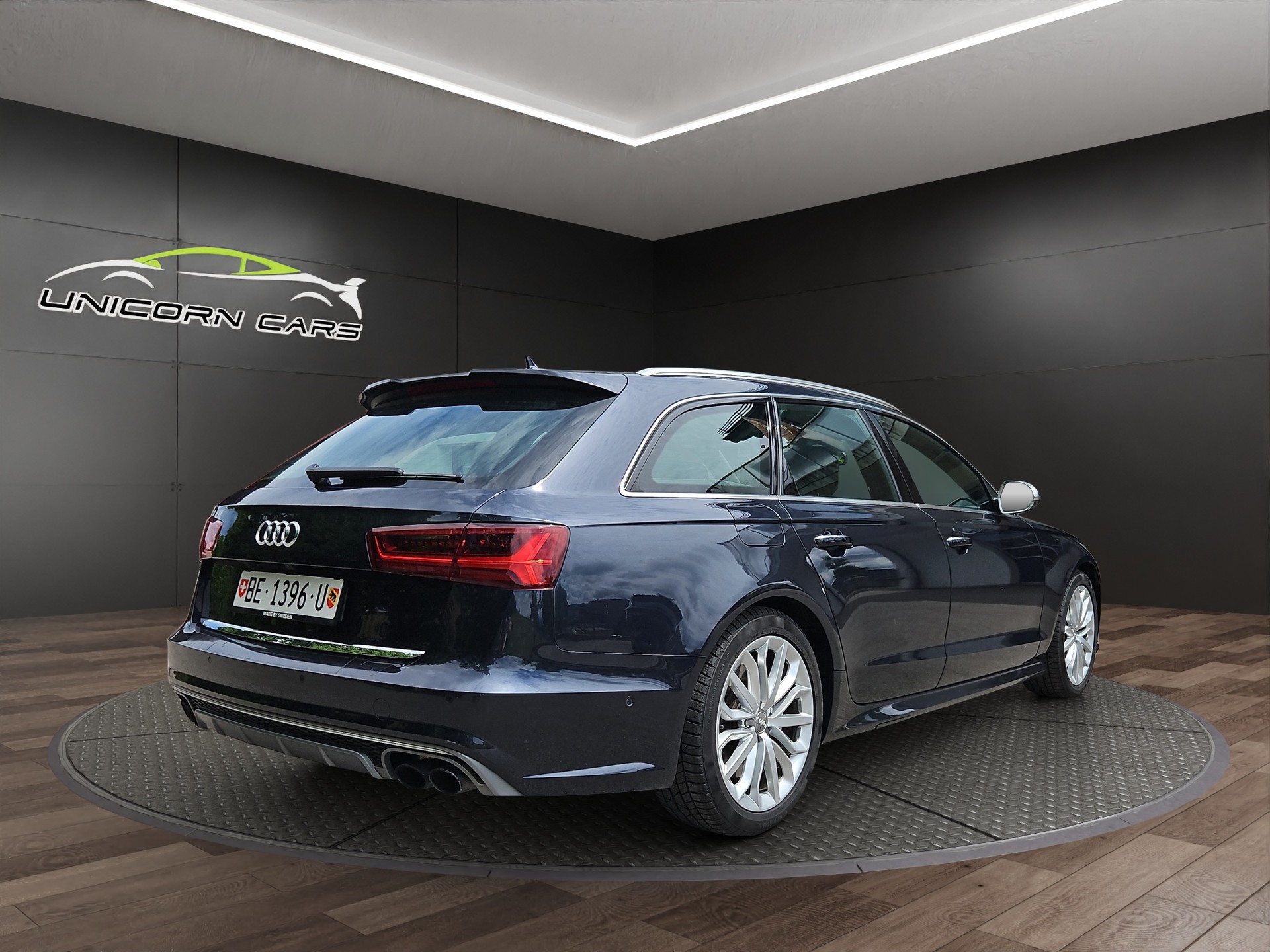 AUDI S6 Avant 4.0 TFSI V8 quattro S-tronic-image-2