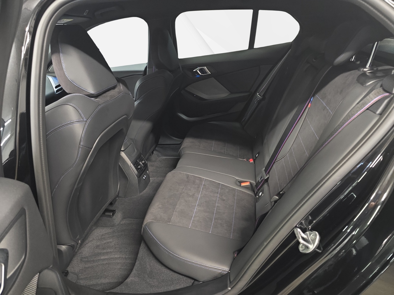 BMW 120d M Sport Pro-image-16