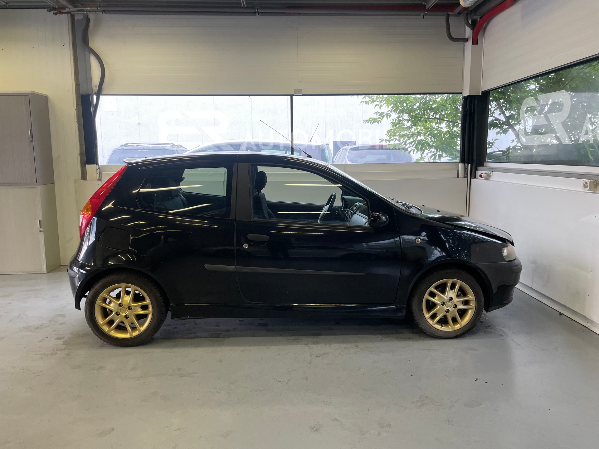 FIAT Punto 1.8 16V HGT-image-1