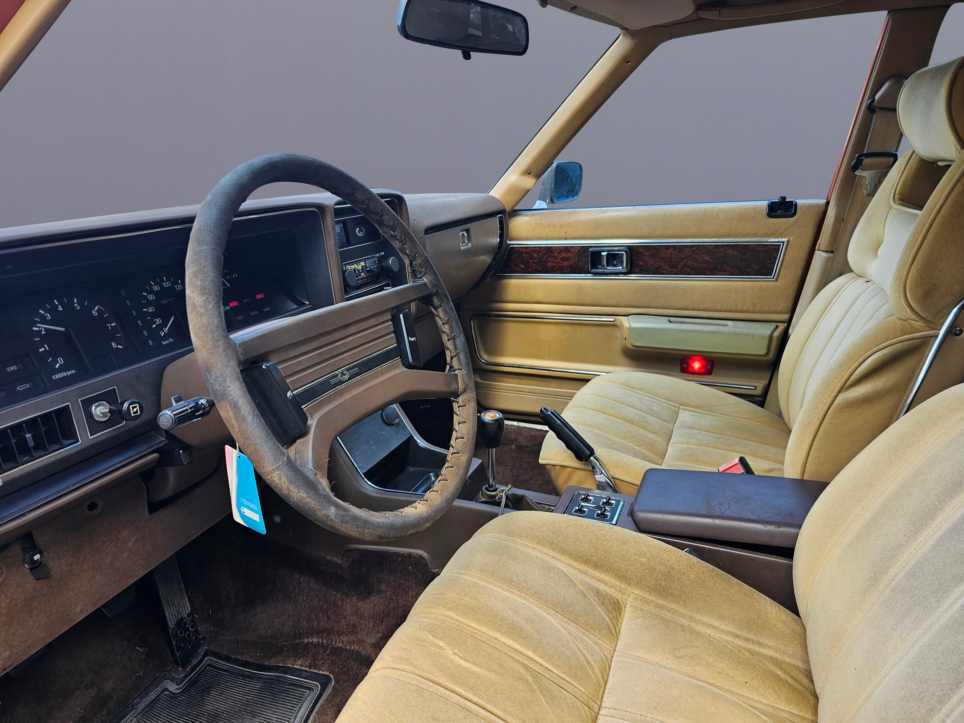 DATSUN 240 L-image-15