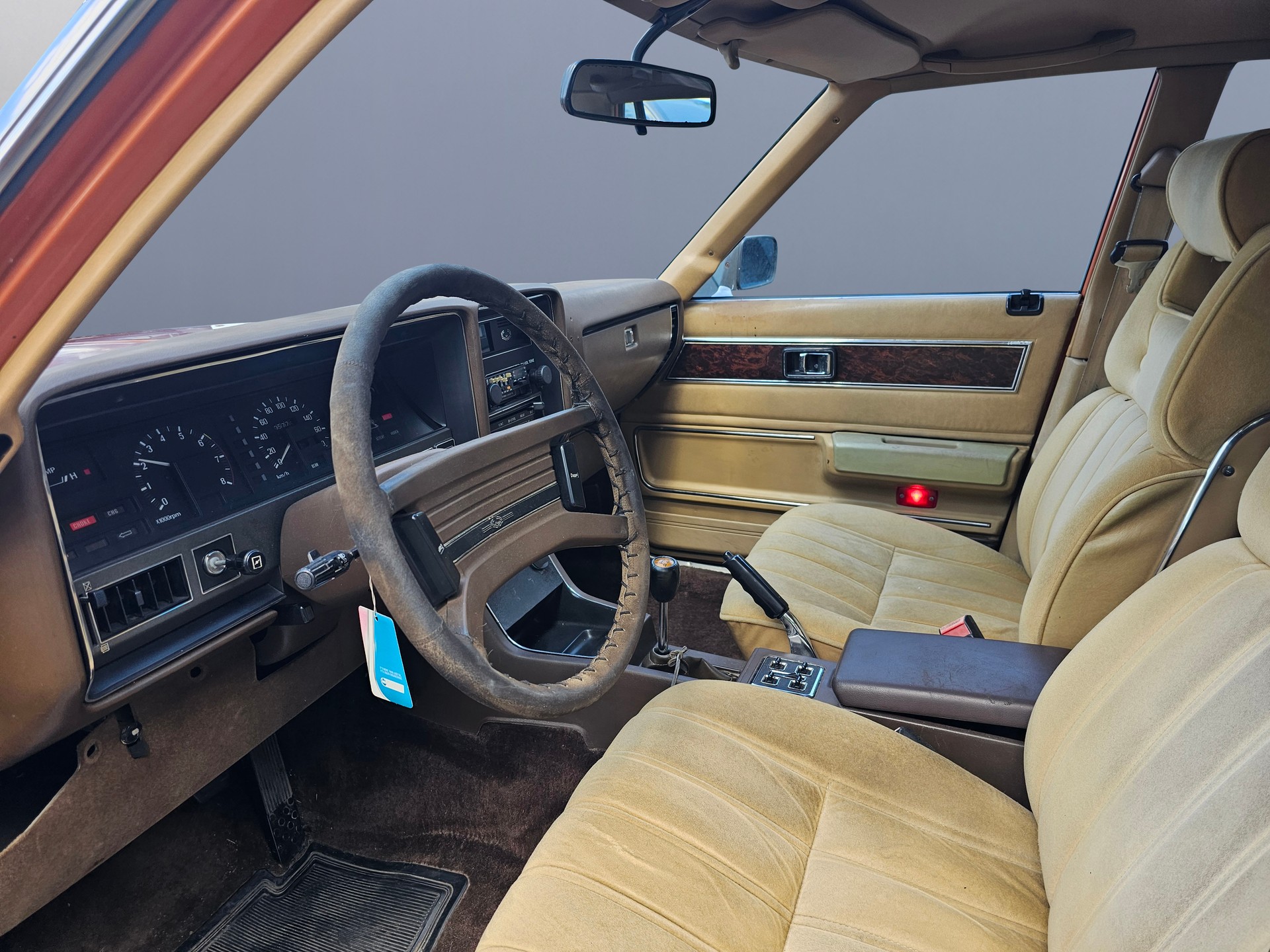 DATSUN 240 L-image-14