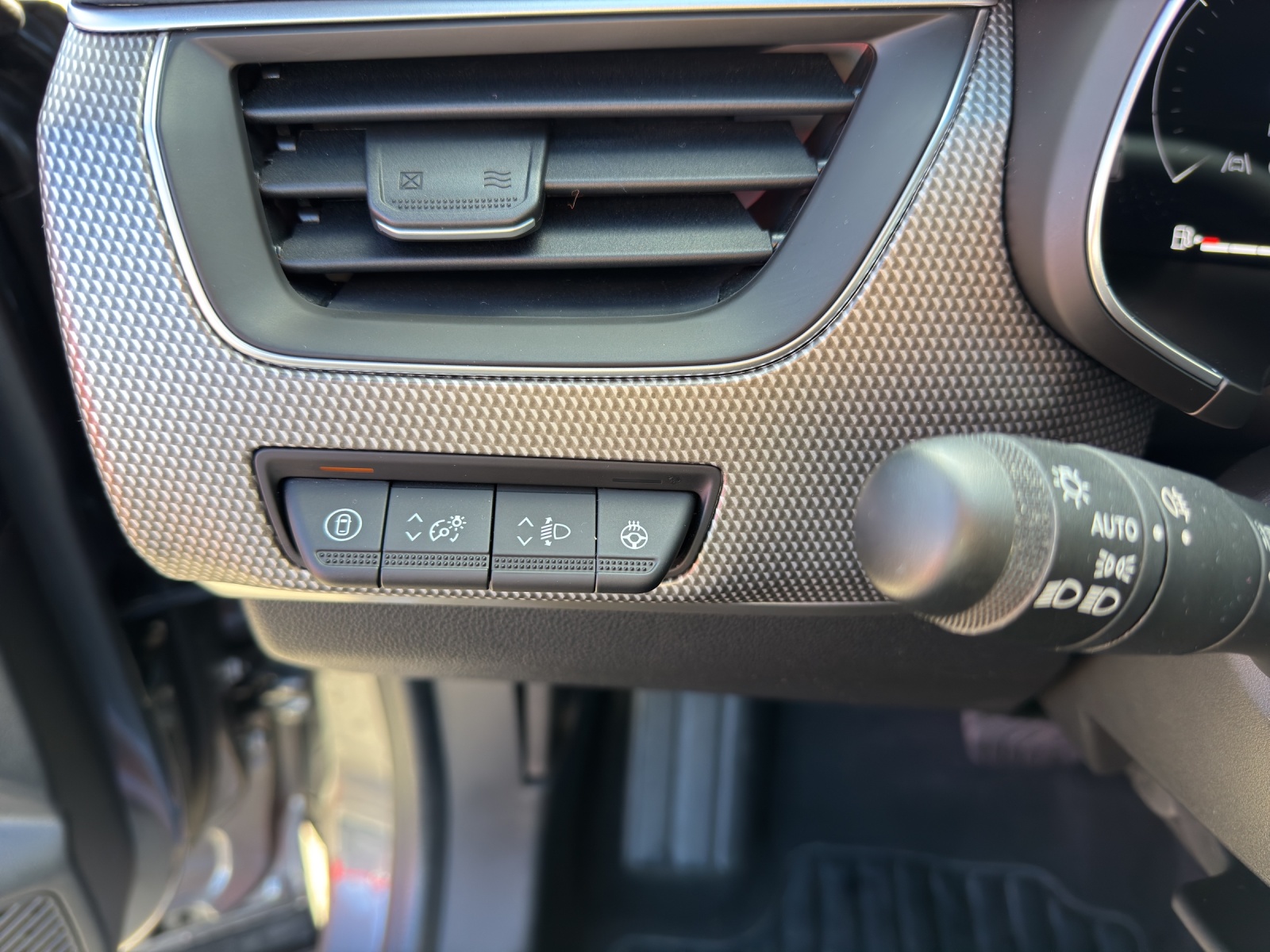 RENAULT Arkana 1.3 TCe Techno EDC *Abstandstempomat**Leasingaktion 1.99%**-image-19
