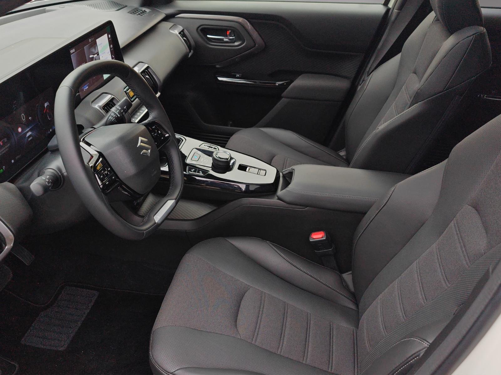 SUZUKI e Vitara Compact Top 4x4-image-7