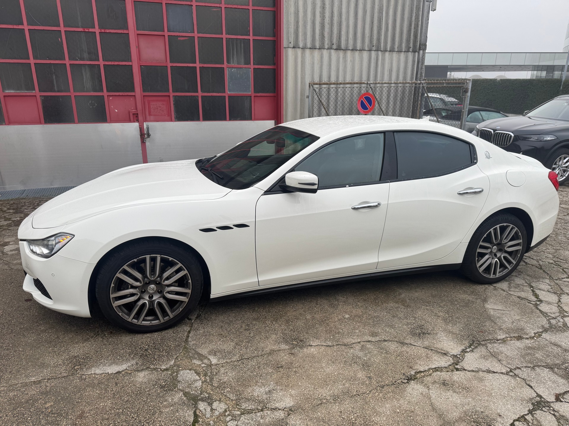 MASERATI Ghibli D 3.0 V6 Automatica-image-2