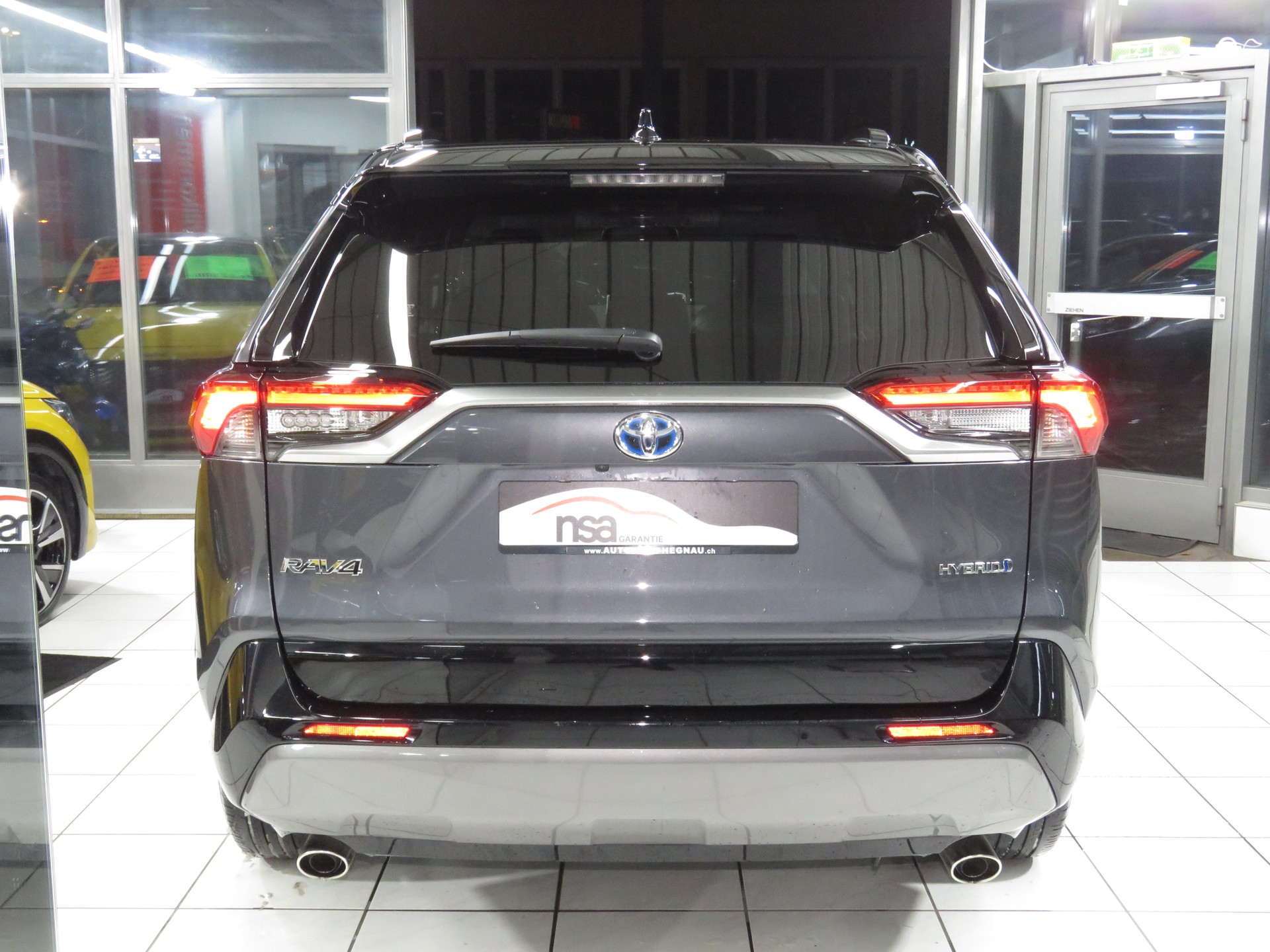 TOYOTA RAV-4 2.5 HSD Premium e-CVT 2WD (Automat)-image-4