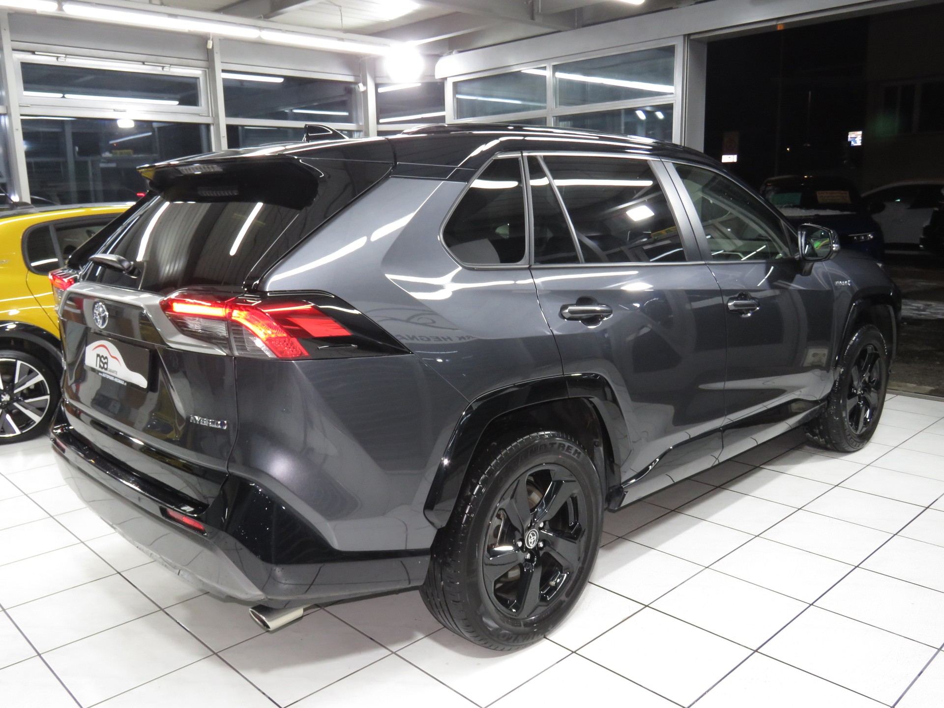 TOYOTA RAV-4 2.5 HSD Premium e-CVT 2WD (Automat)-image-3