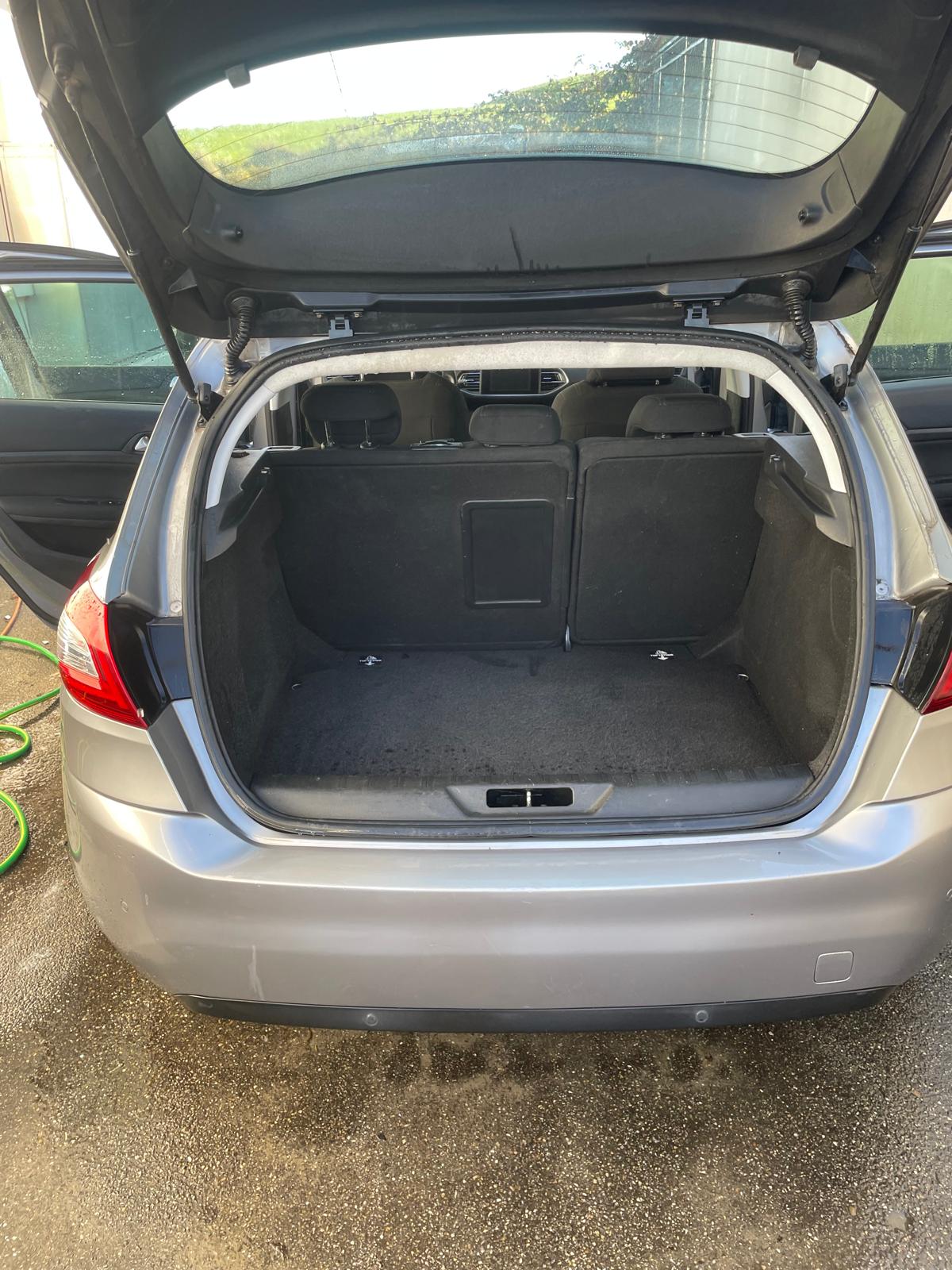 PEUGEOT 308 1.6 THP Allure-image-13