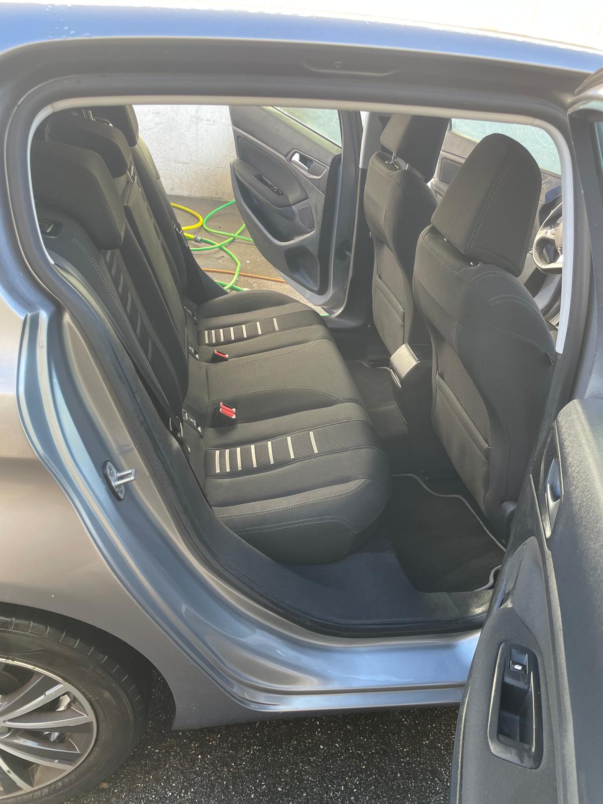 PEUGEOT 308 1.6 THP Allure-image-15