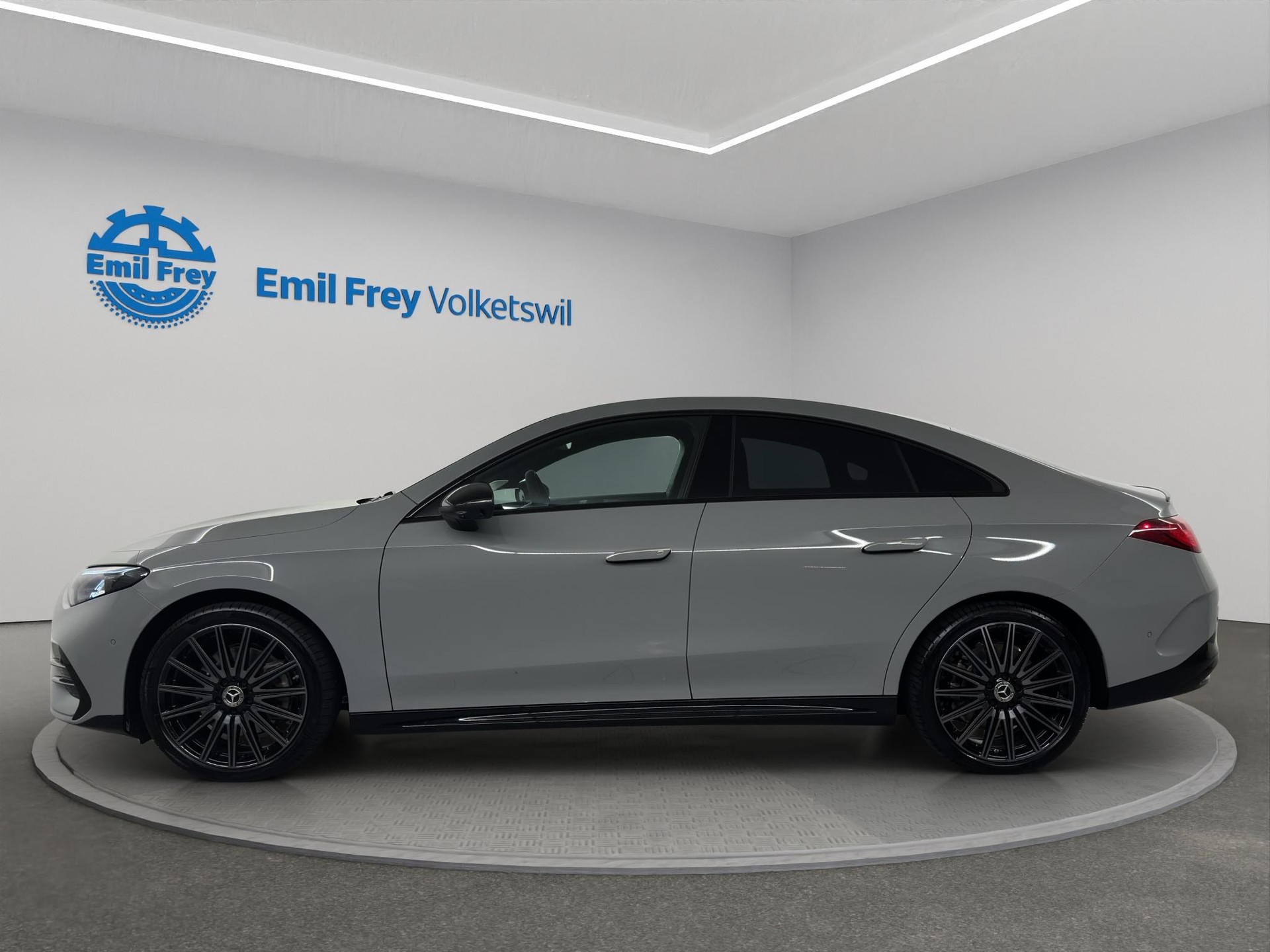 MERCEDES-BENZ CLA 350 AMG Line 4matic-image-1