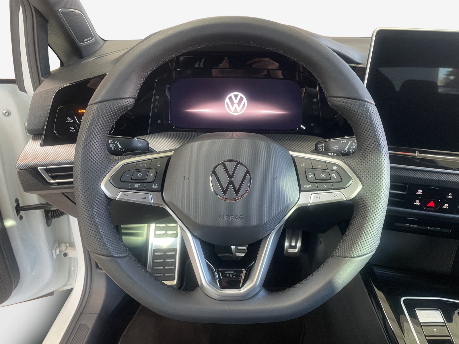 VW Golf Var PA RL 1.5eTSI150PSDSG-image-9