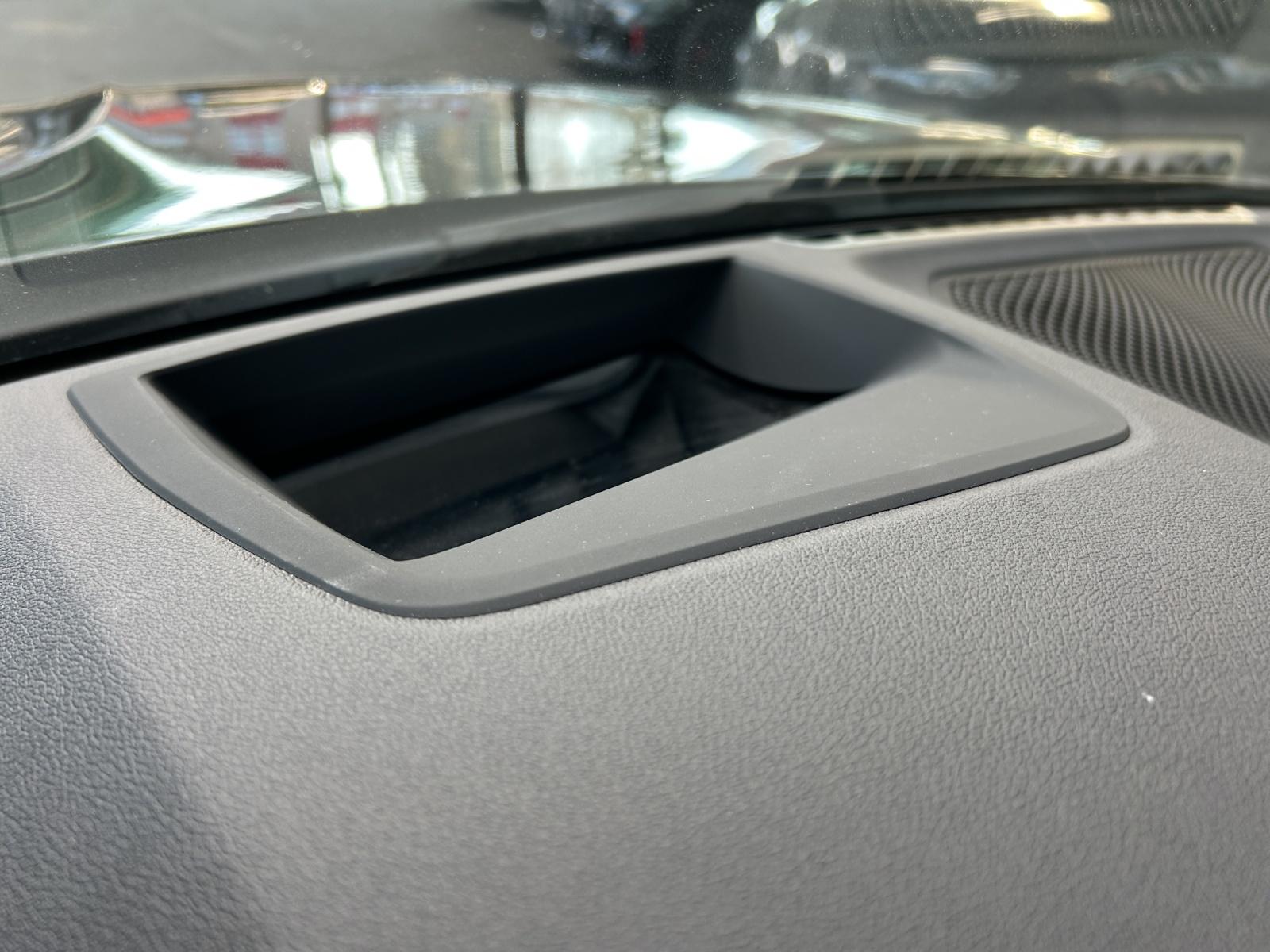 BMW M340i xDrive-image-28