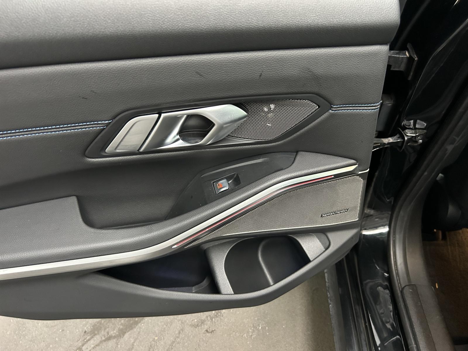 BMW M340i xDrive-image-19