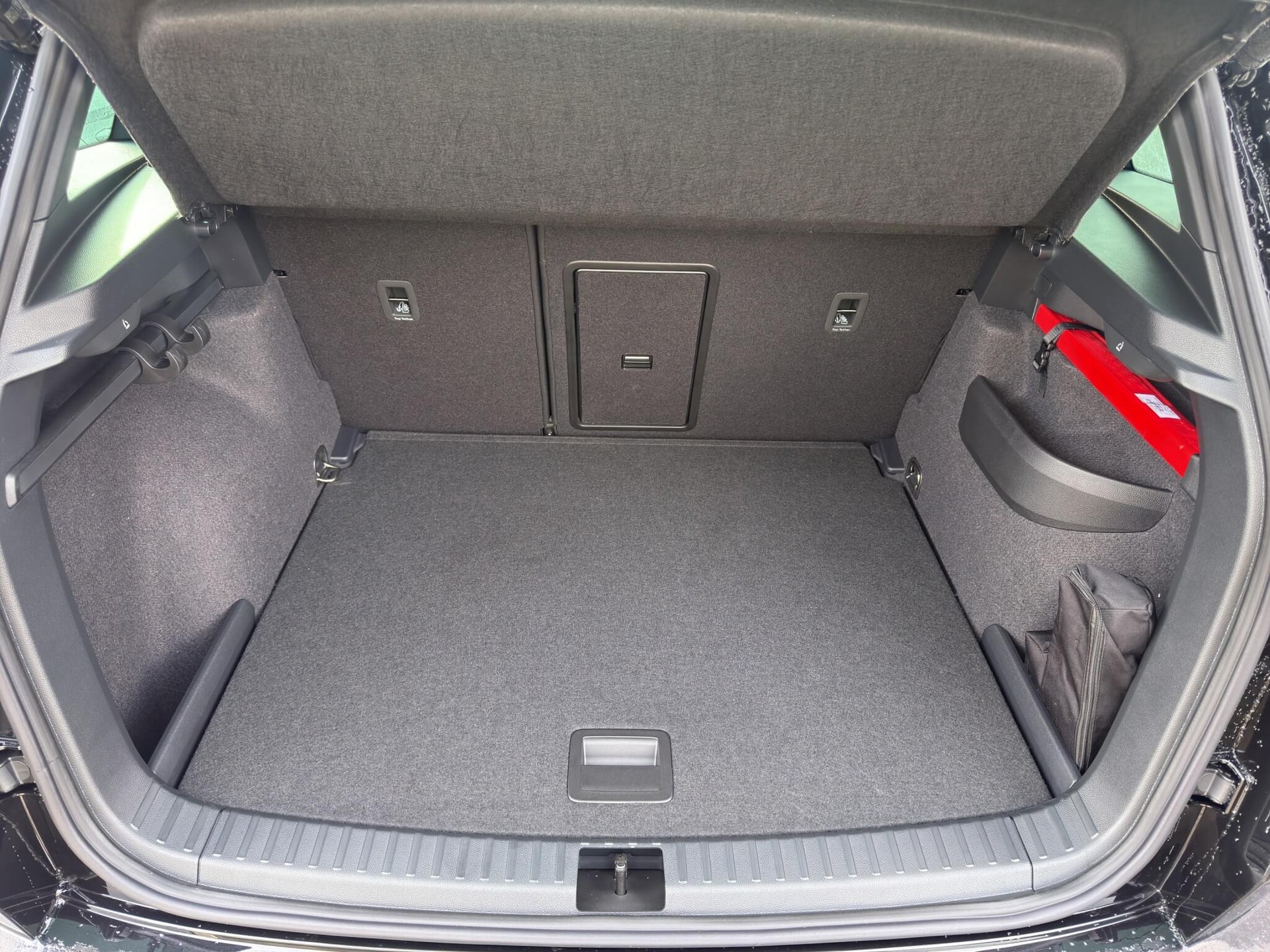 SKODA Karoq 2.0 TSI SportLine 4x4 DSG-image-9