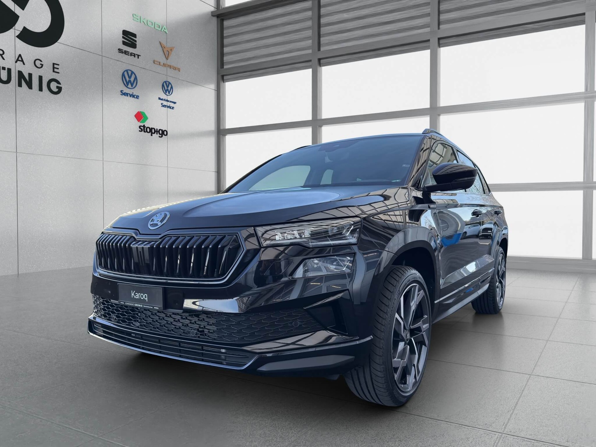 SKODA Karoq 2.0 TSI SportLine 4x4 DSG-image-0