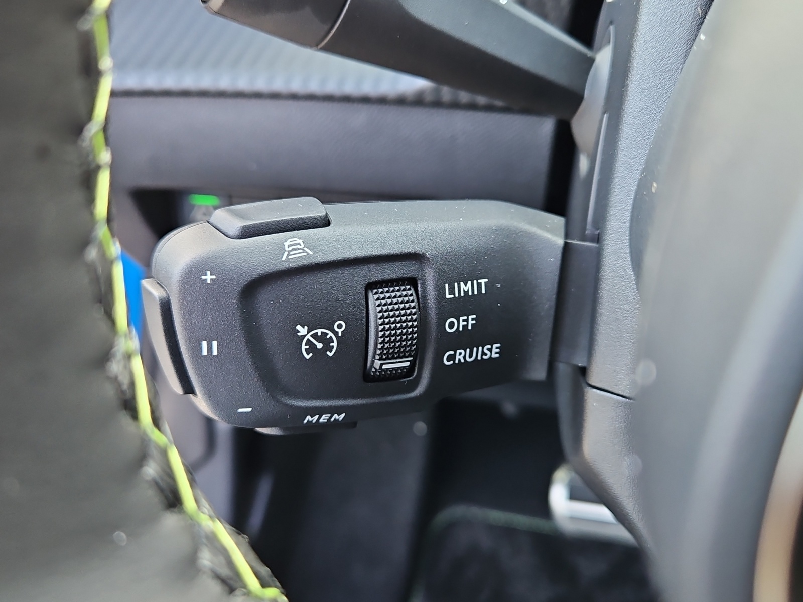 PEUGEOT 208 NEW Elektrik 115kW GT-image-11