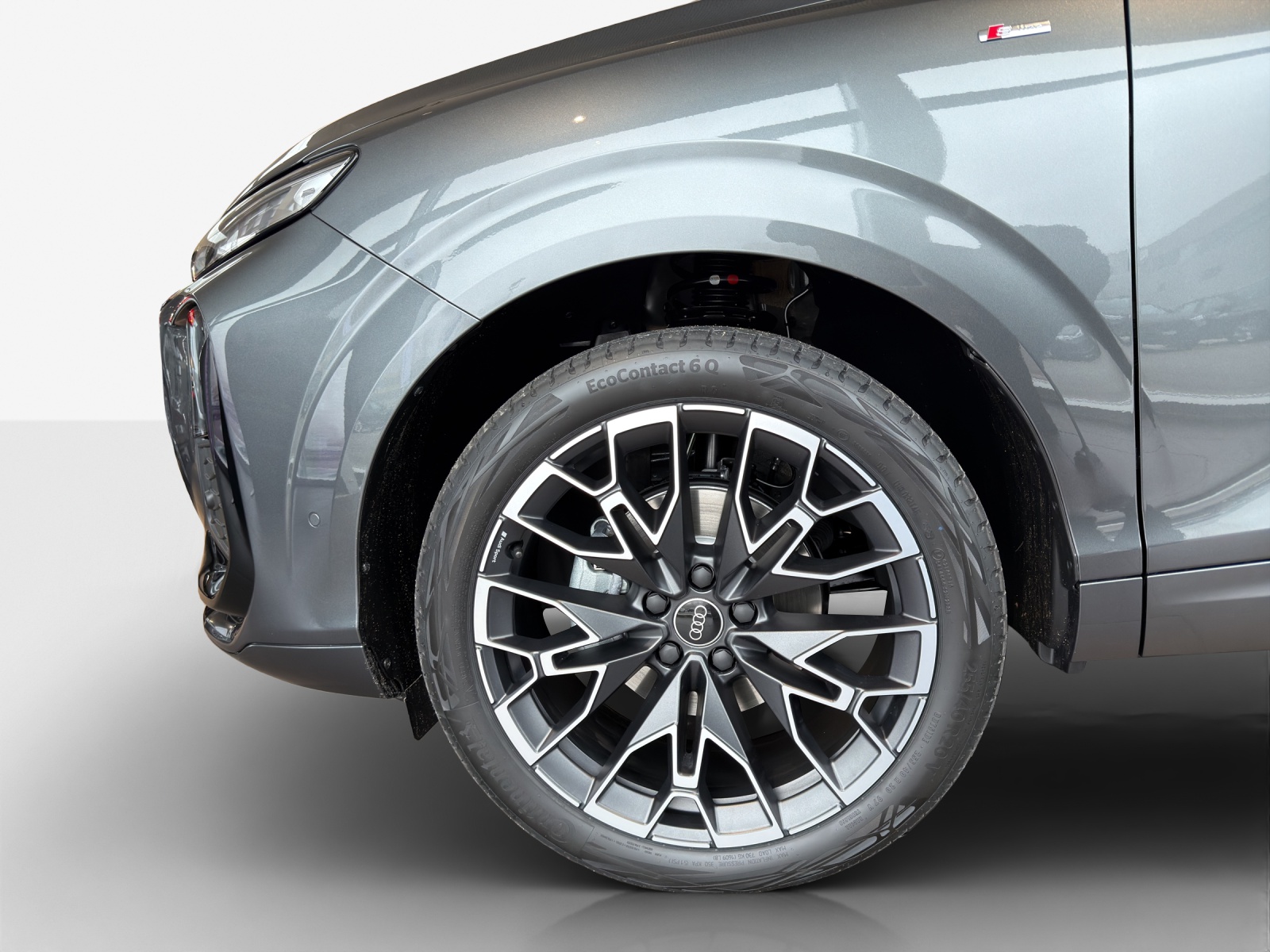 AUDI Q3 SUV 110 kW TFSI S tronic-image-12