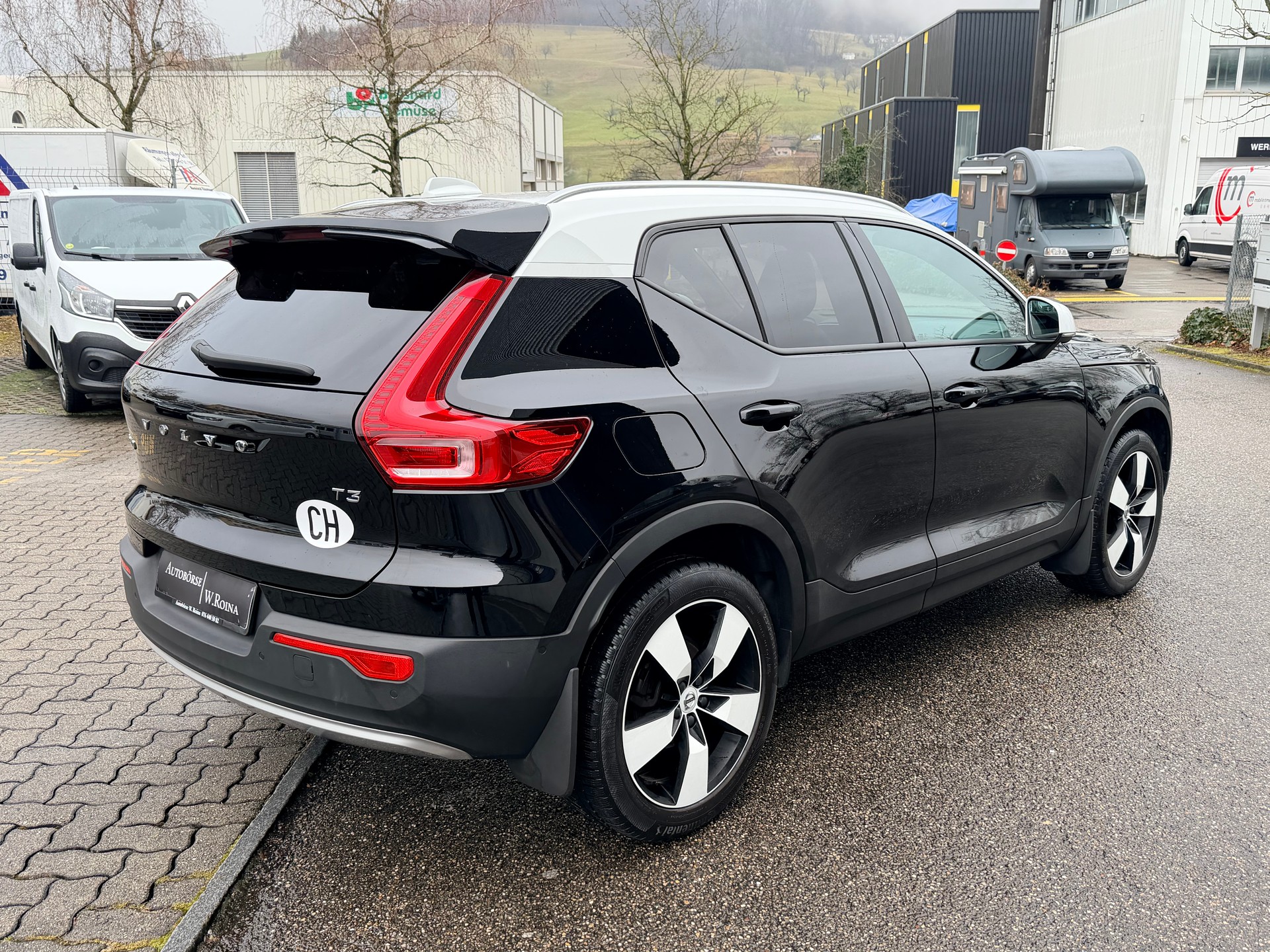VOLVO XC40 T3 XCITE Geartronic-image-2