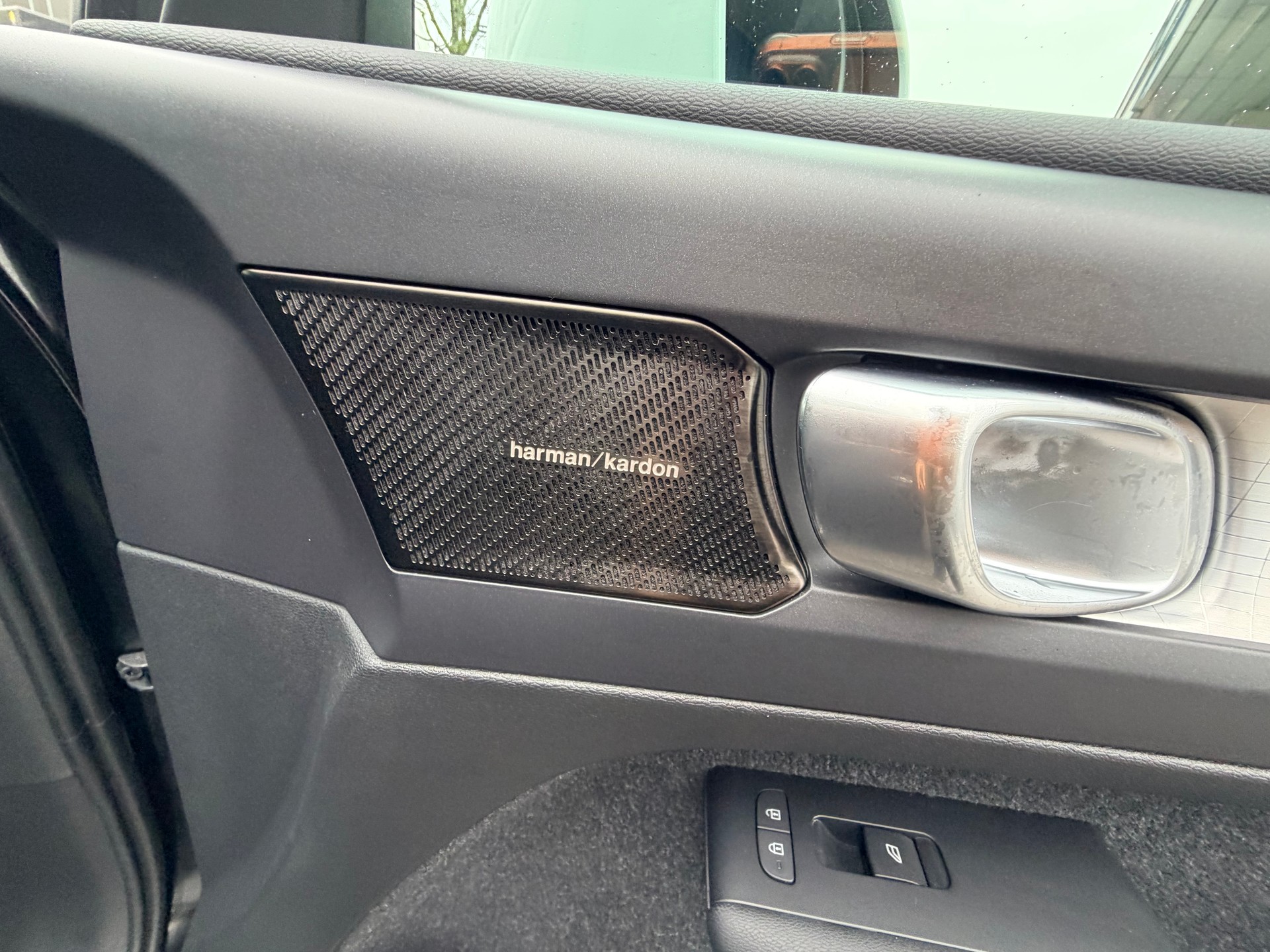 VOLVO XC40 T3 XCITE Geartronic-image-11